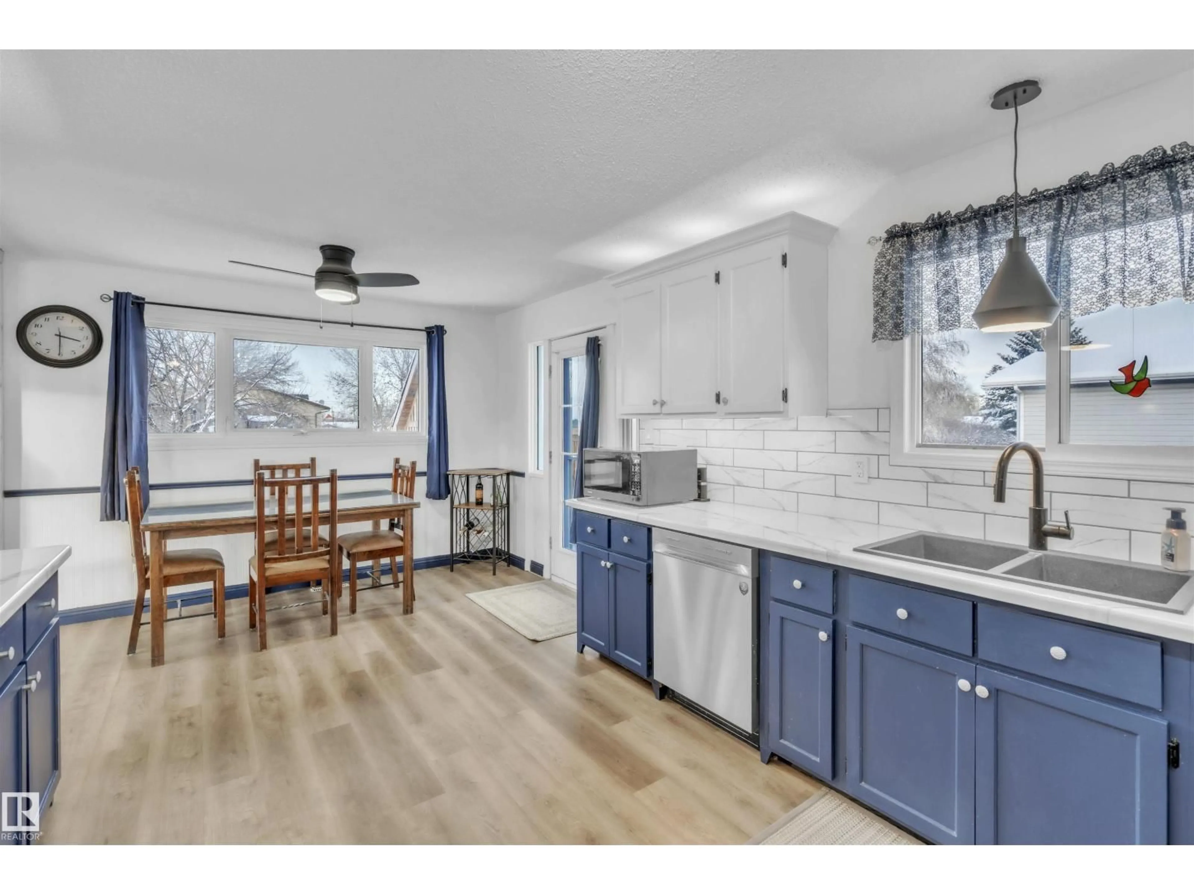 Open concept kitchen, ceramic/tile floor for 4611 46 ST, Bonnyville Town Alberta T9N1M1