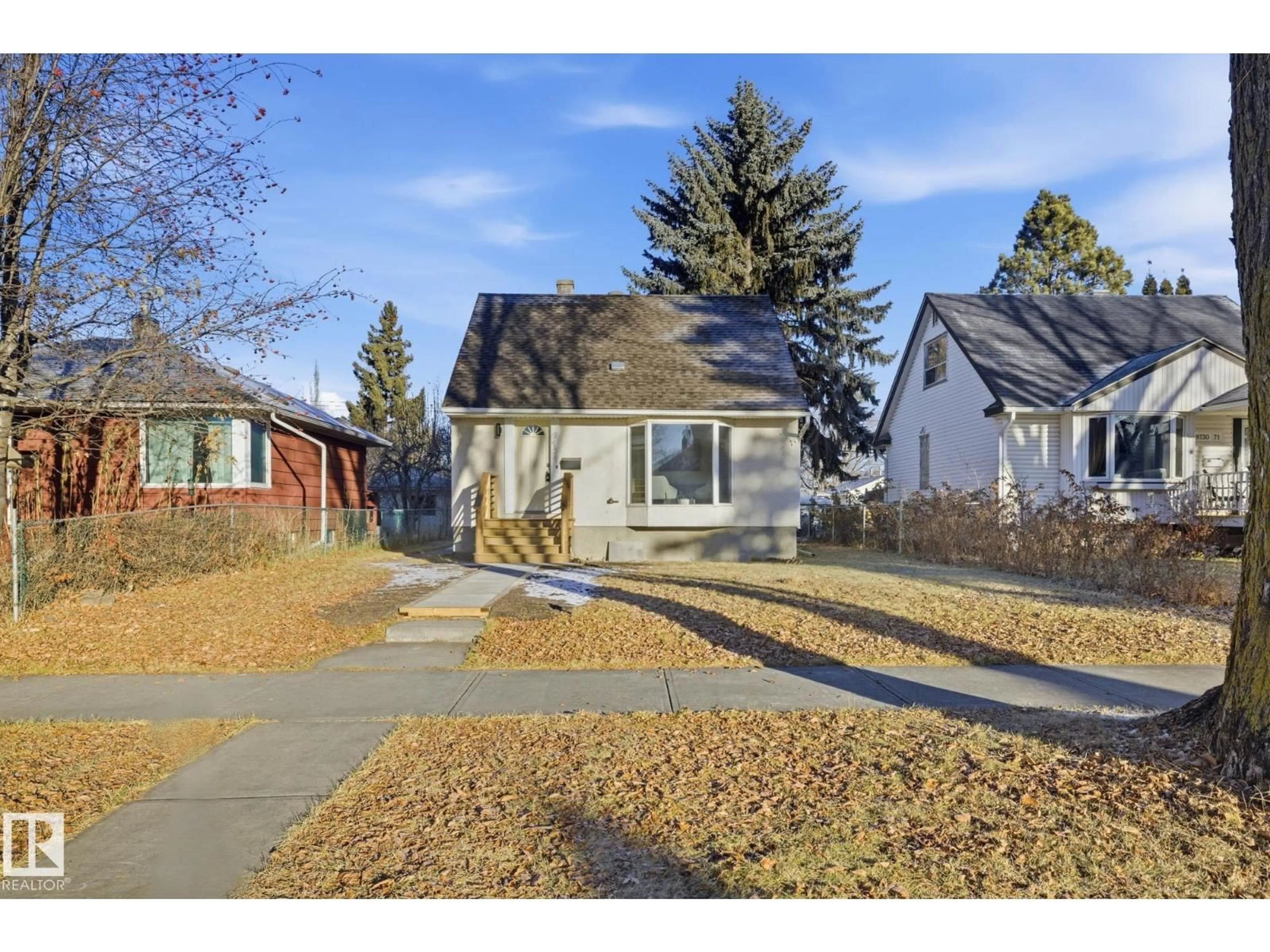 Unknown for NW - 9734 71 AV, Edmonton Alberta T6E0W6