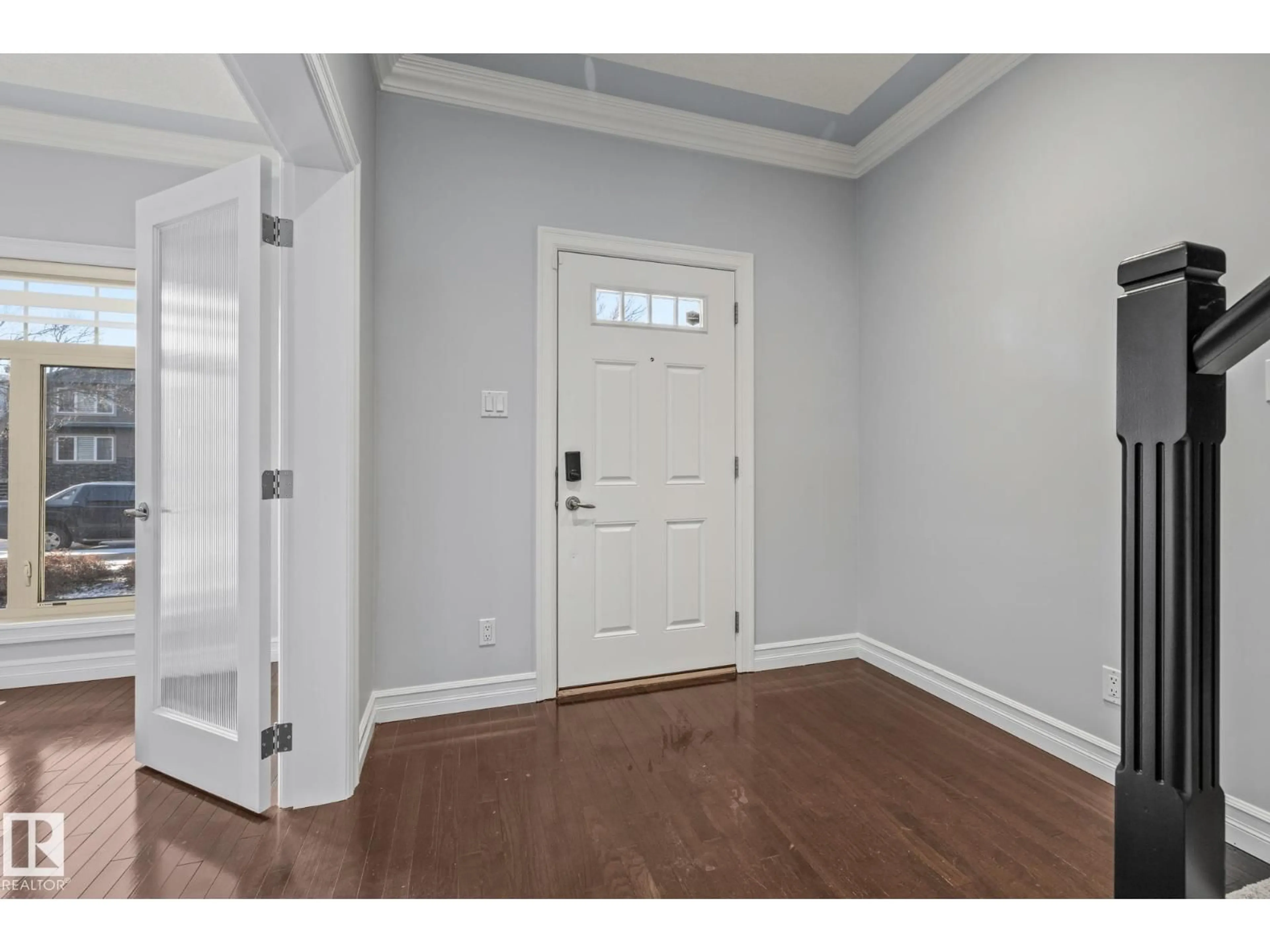 Indoor entryway for 7317 106 ST, Edmonton Alberta T7E4V7