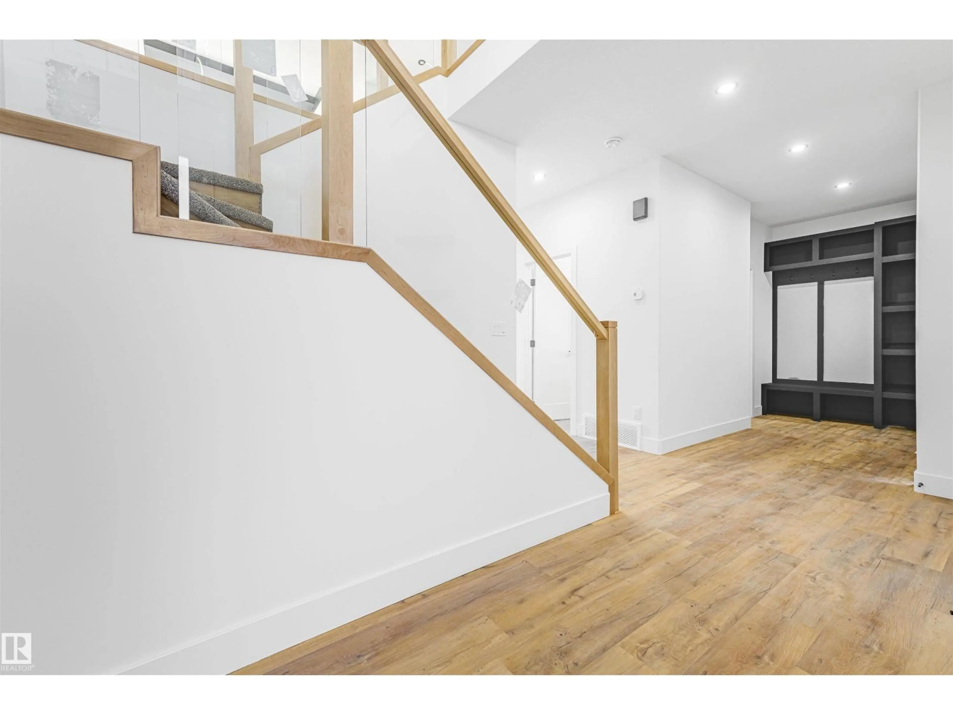 Unknown for 1780 WESTERRA LO, Stony Plain Alberta T7Z0L8