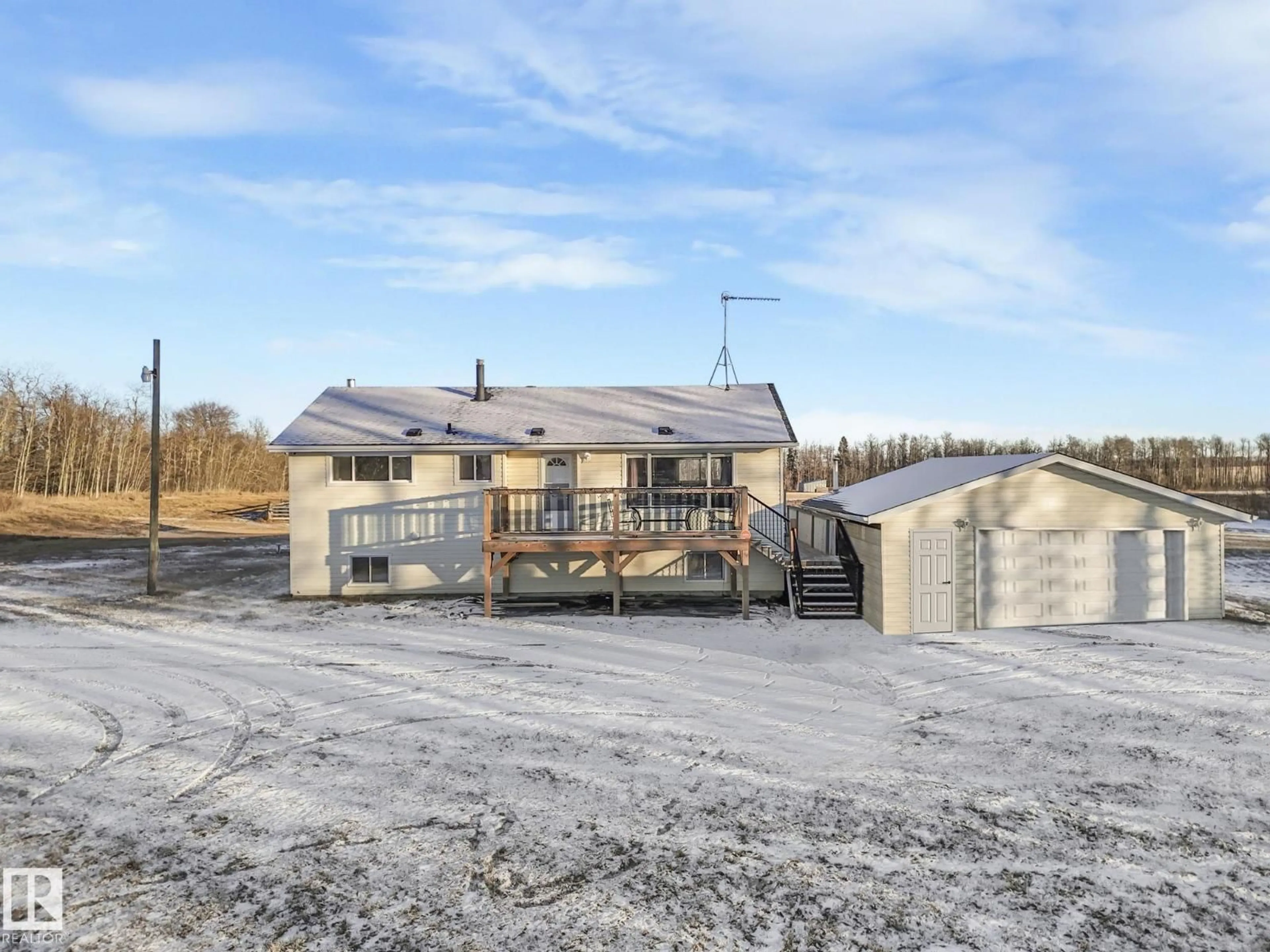 A pic from outside/outdoor area/front of a property/back of a property/a pic from drone, building for 192075 TWP 535, Rural Lamont County Alberta T0B4J0