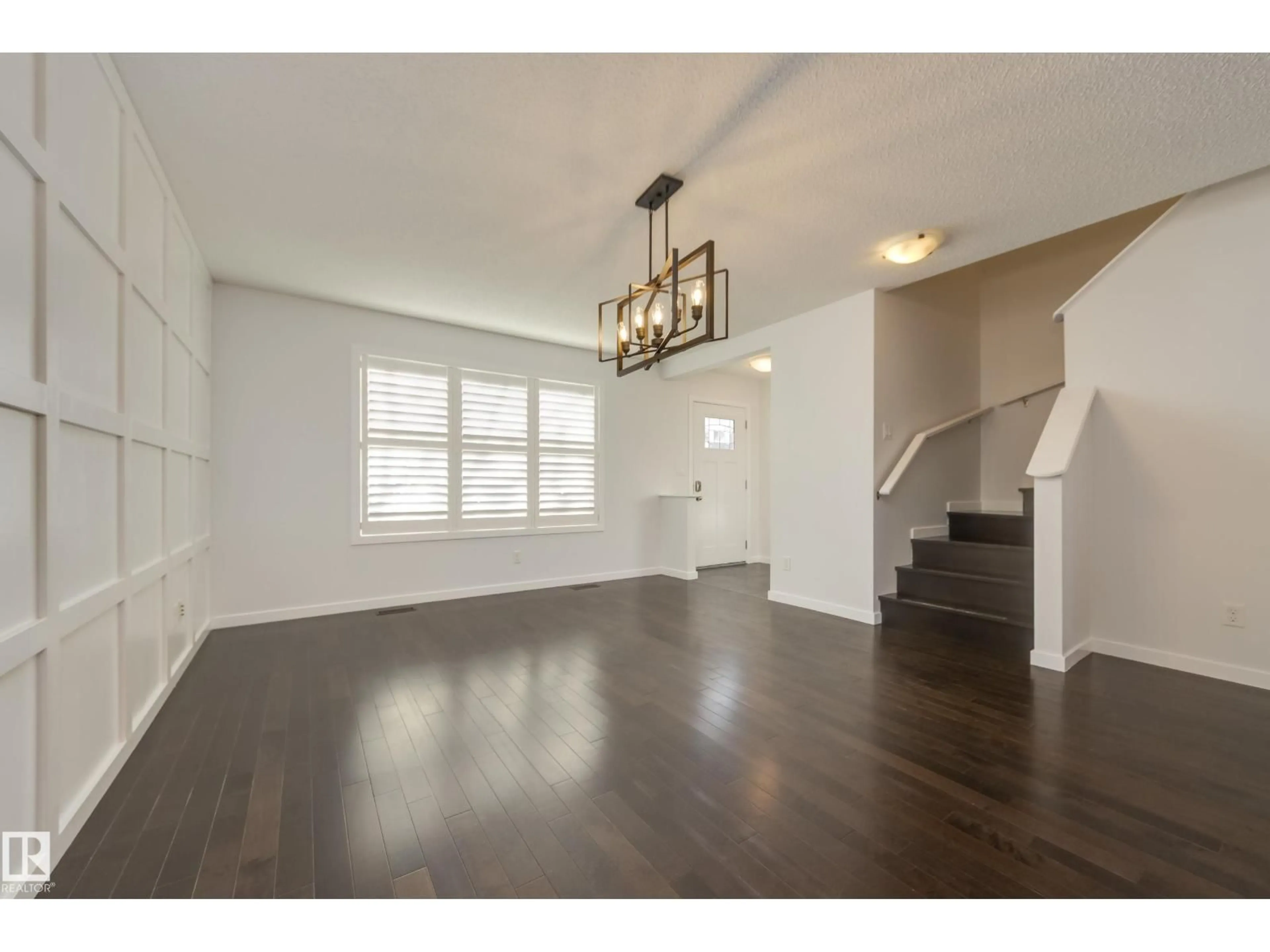 Unknown for SW - 7408 15A AV, Edmonton Alberta T6X0E1