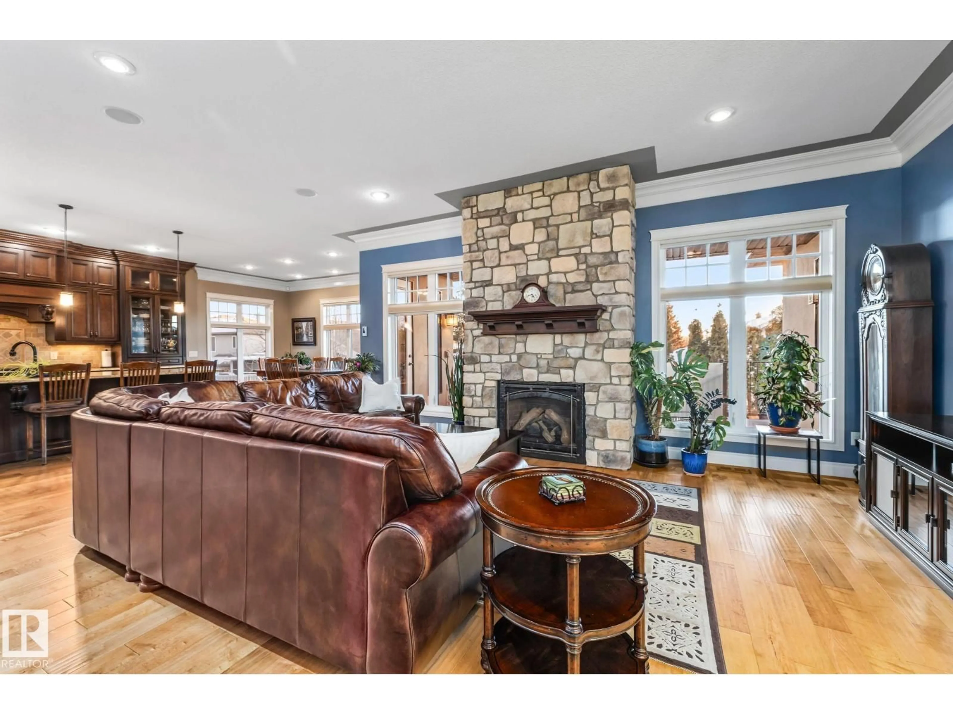 Living room with furniture, unknown for 23 KINGSMOOR CL, St. Albert Alberta T8N0X2