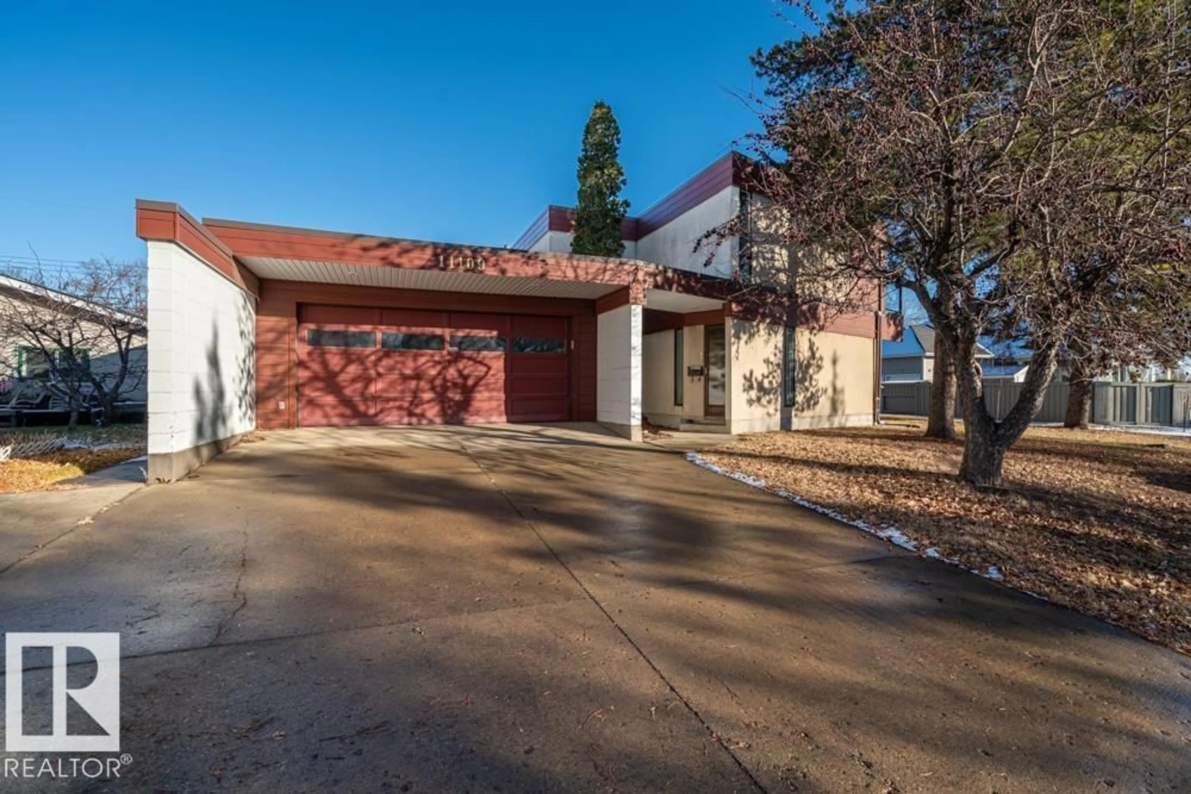 Unknown for 11109 70 ST, Edmonton Alberta T5B1S8