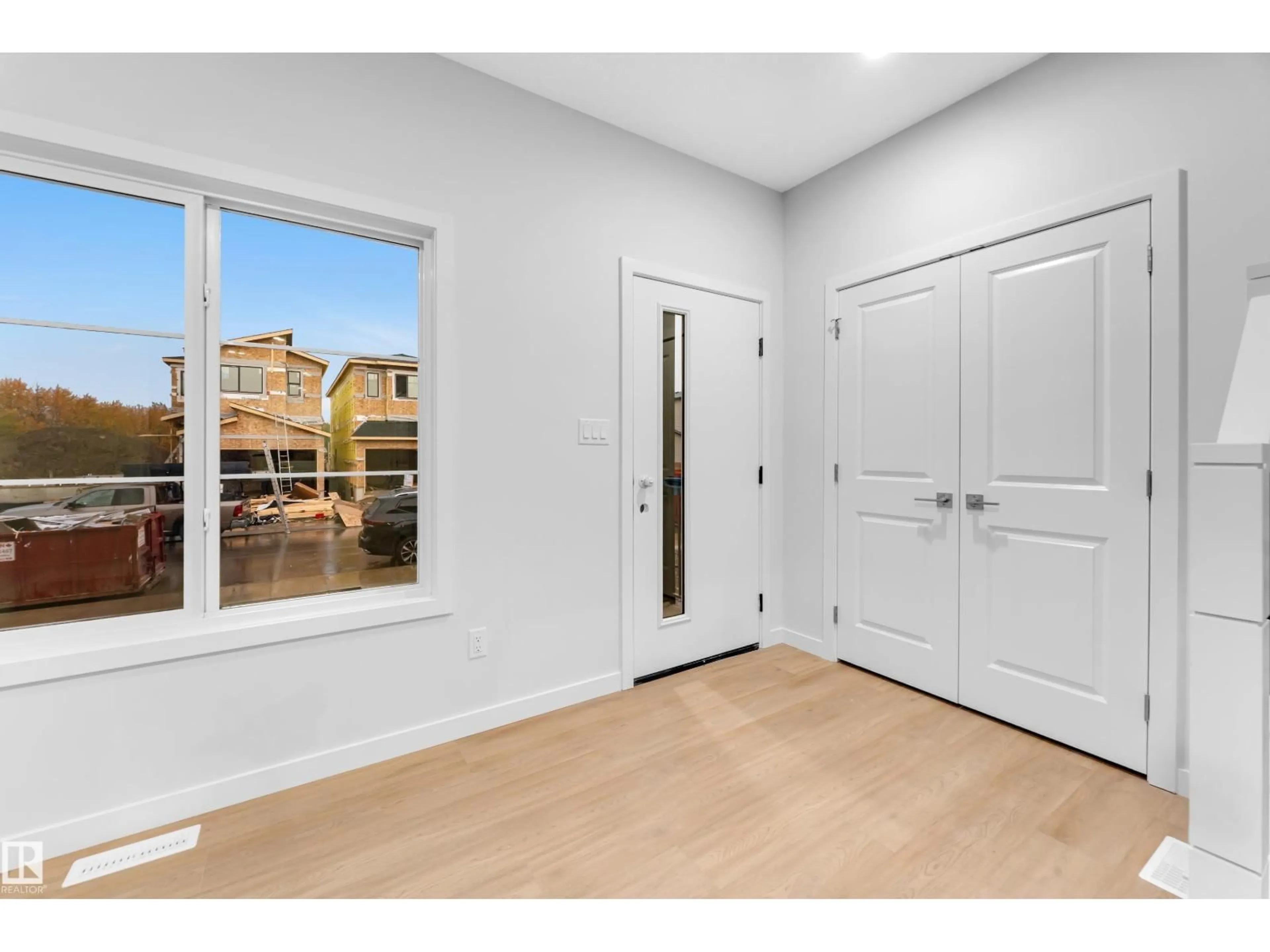 Indoor entryway for 252 24 ST, Edmonton Alberta T6X3J1