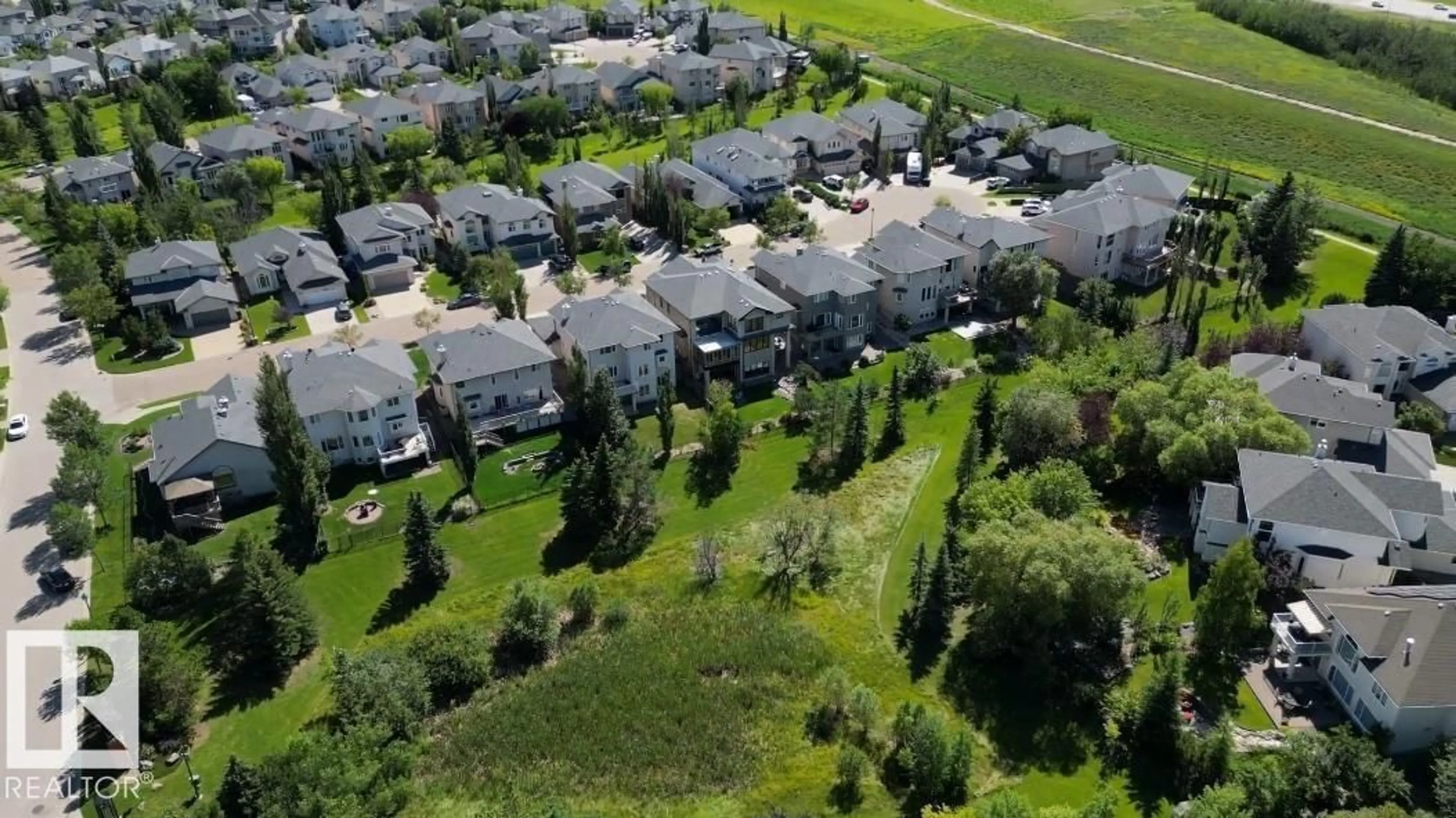 A pic from outside/outdoor area/front of a property/back of a property/a pic from drone, street for 1610 HASWELL CT, Edmonton Alberta T6R3C2