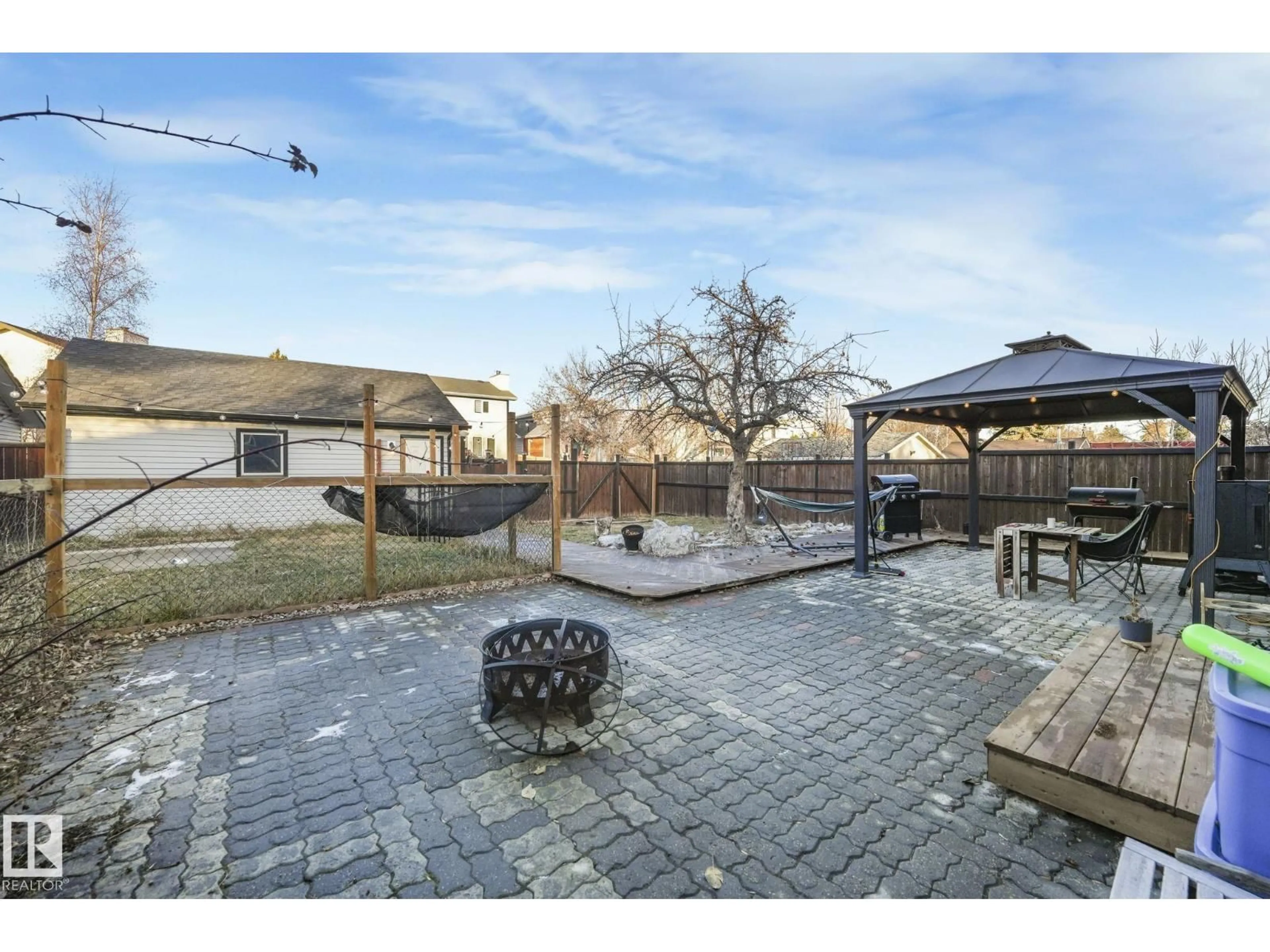 Patio, street for 5924 152A AV, Edmonton Alberta T5A1X7