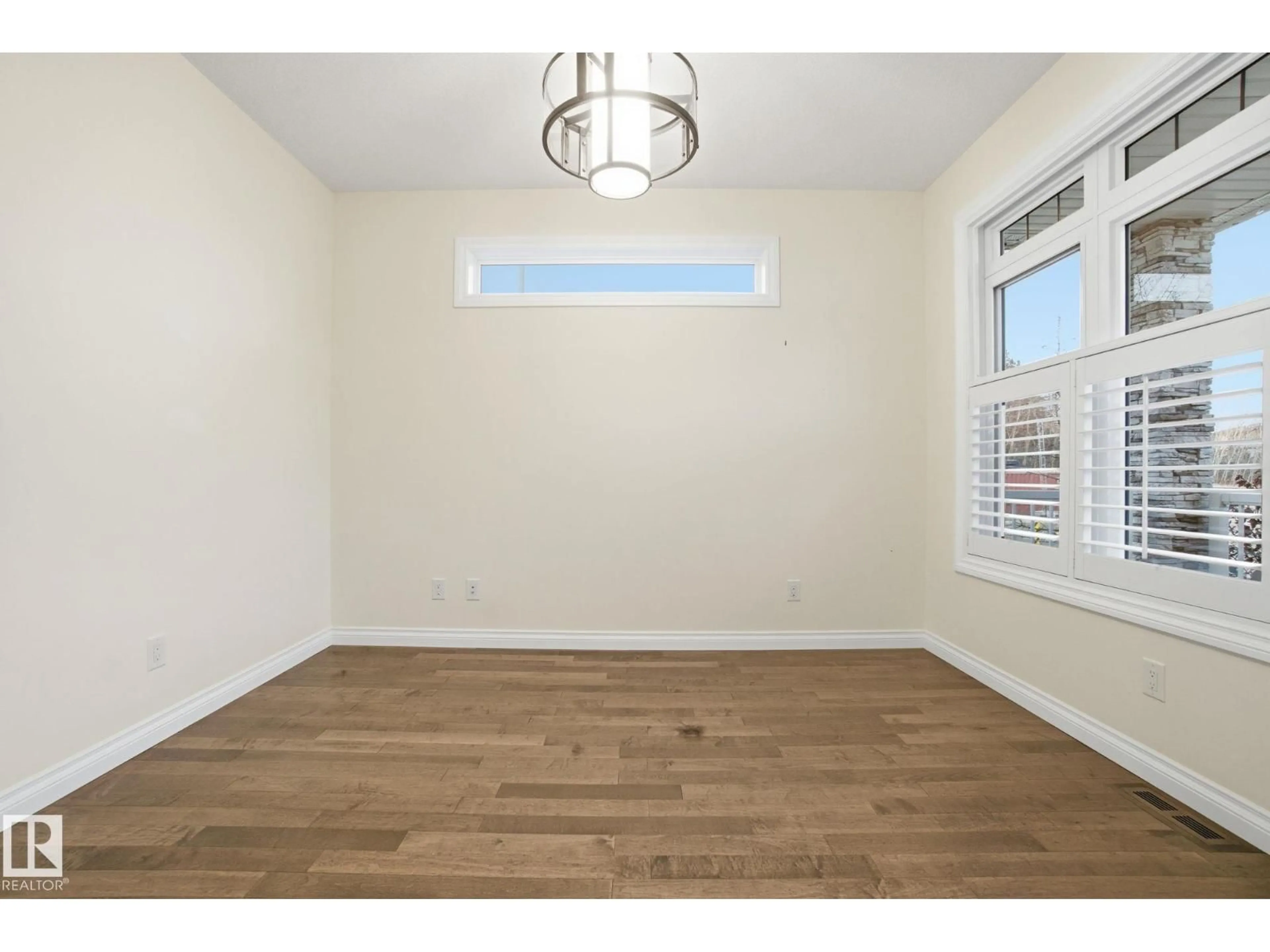 A pic of a room for 1 LINCOLN, Spruce Grove Alberta T7X0N5