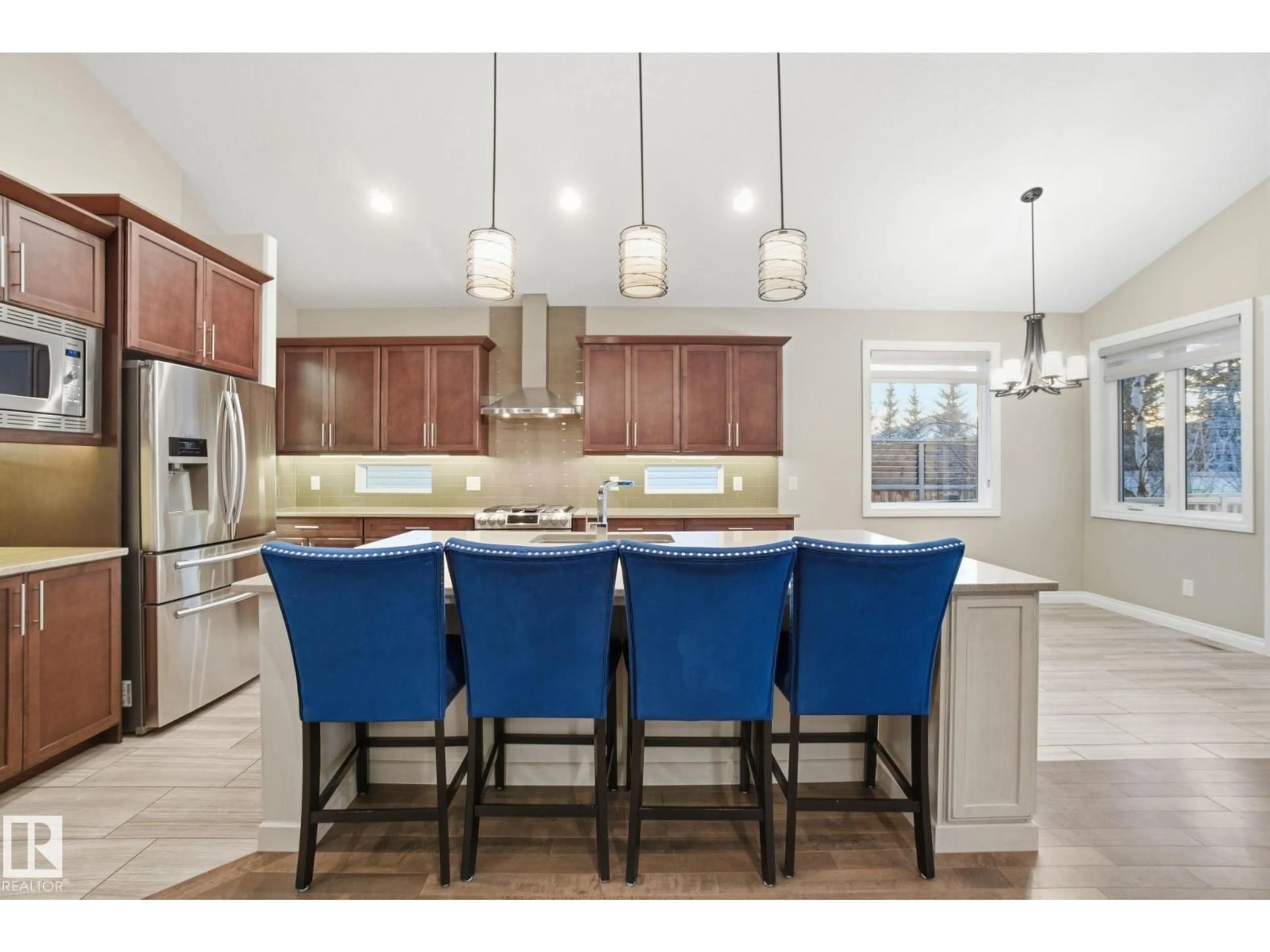 Open concept kitchen, unknown for 1 LINCOLN, Spruce Grove Alberta T7X0N5
