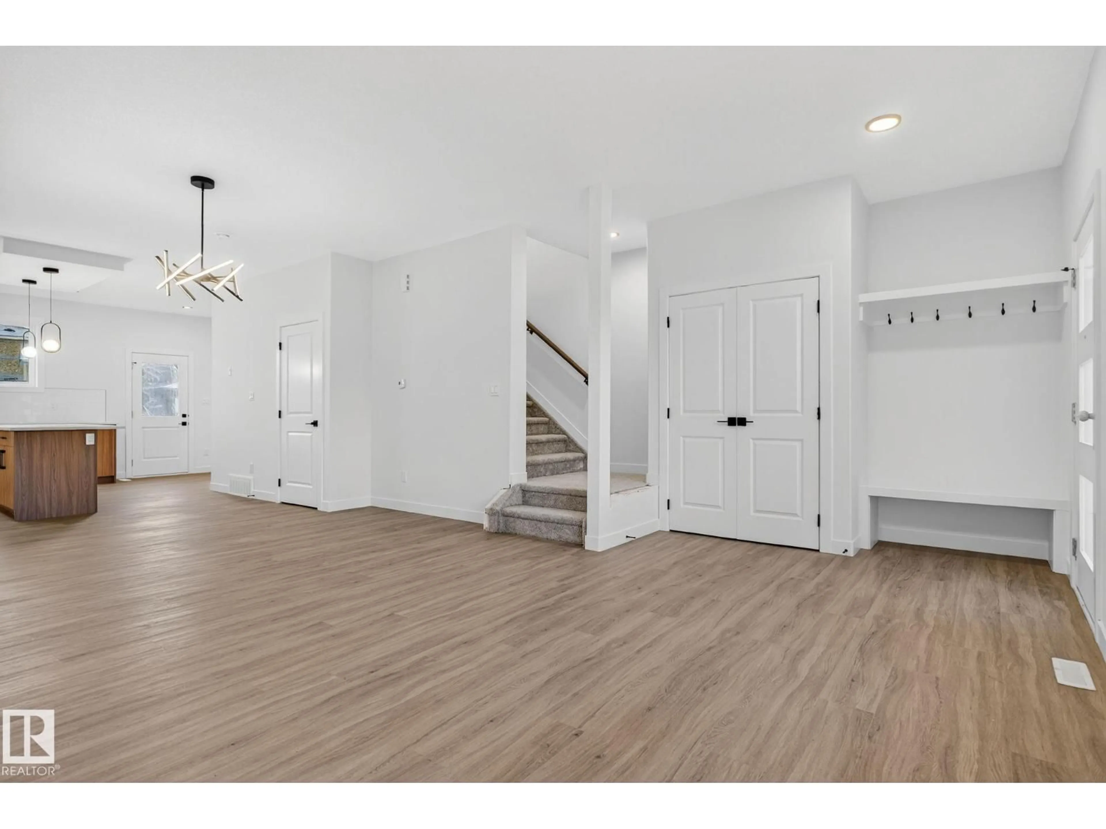 Indoor entryway for 134 PIERWYCK LO, Spruce Grove Alberta T7X4G2