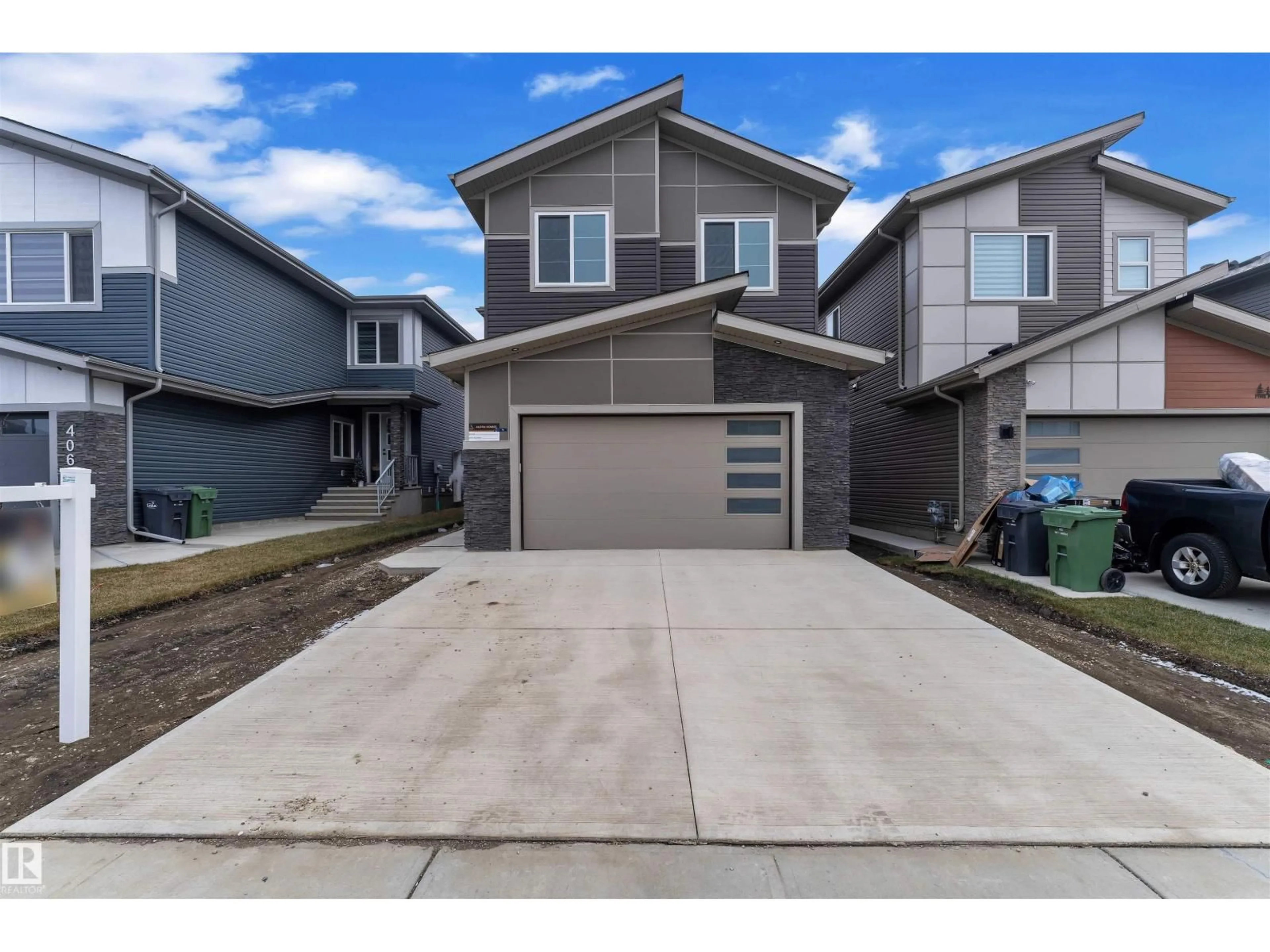 Unknown for 404 PINE PT, Leduc Alberta T9E1S7