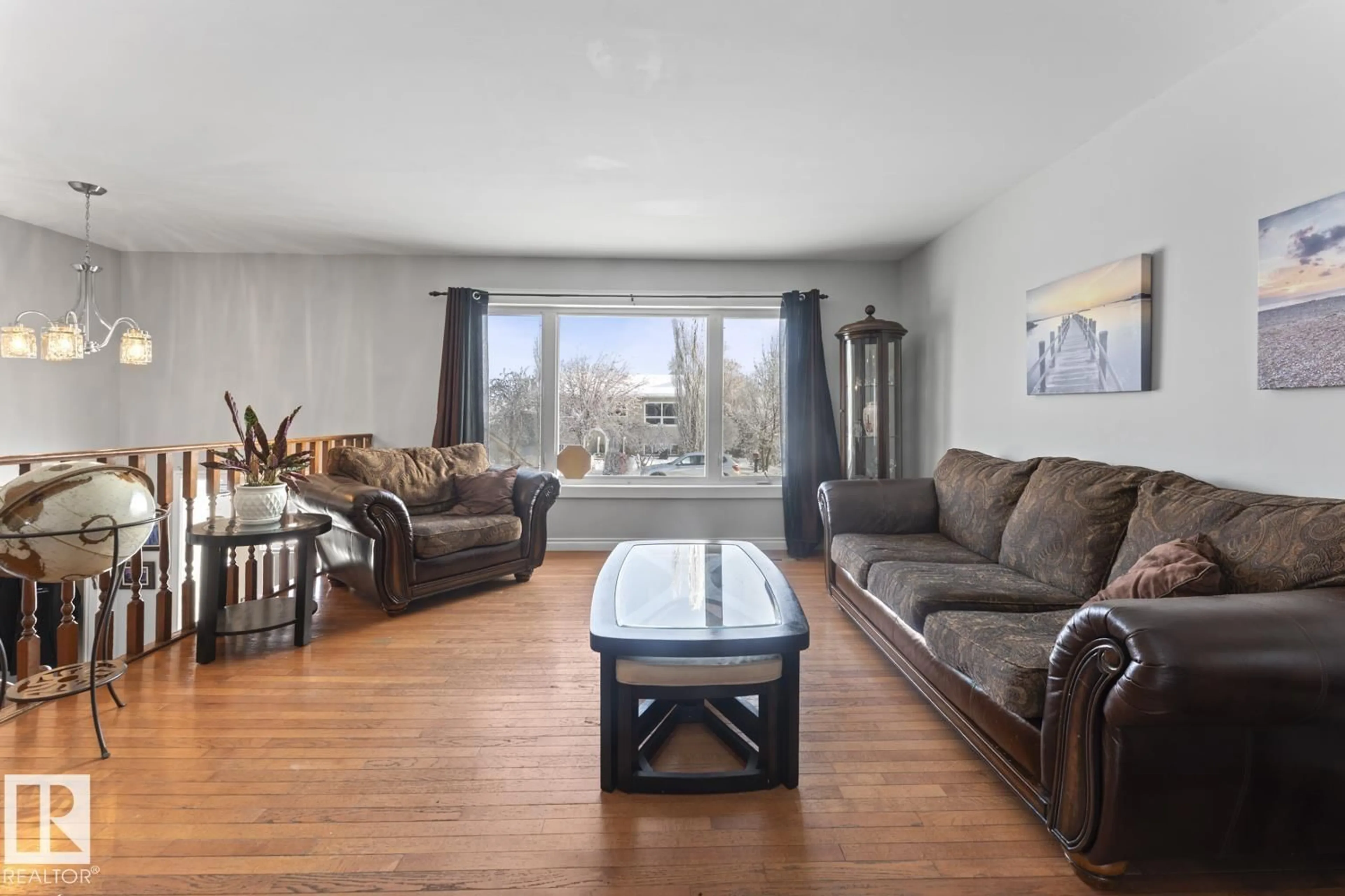 Living room with furniture, unknown for 5026 49 ST, Fort Kent Alberta T0A1H0