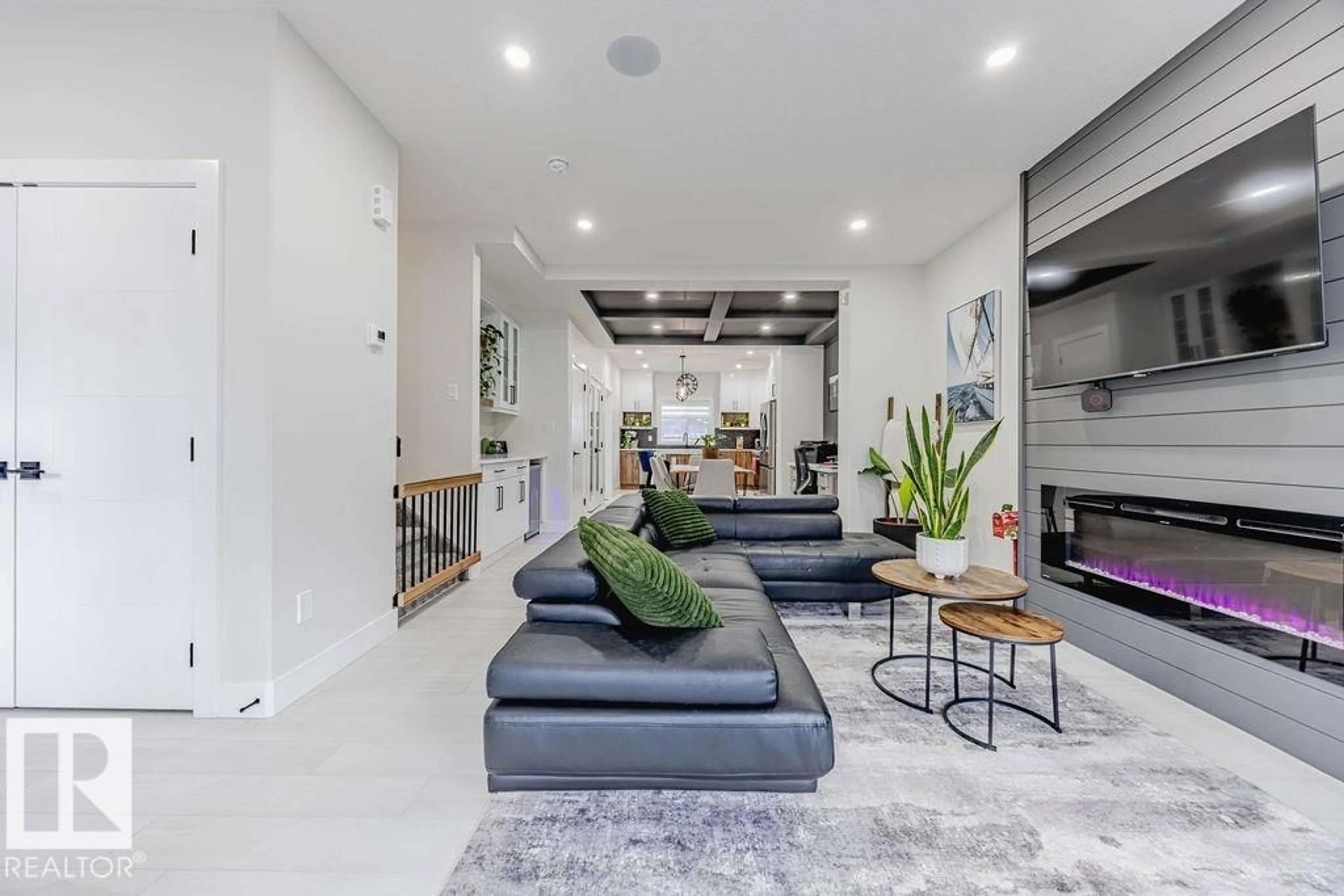 Living room with furniture, unknown for 4 CHAMBERY CR, St. Albert Alberta T8T2C1