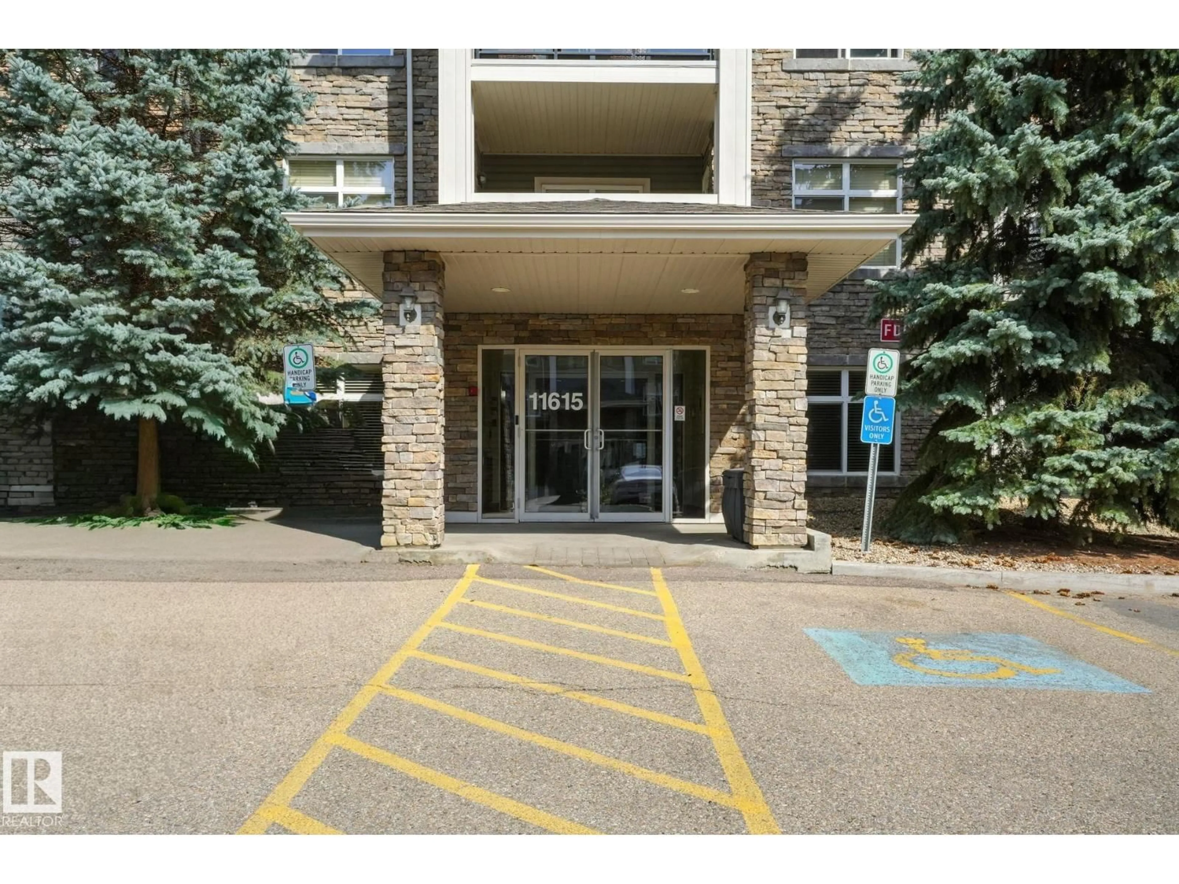 Indoor foyer for #113 - 11615 ELLERSLIE RD, Edmonton Alberta T6W0J3