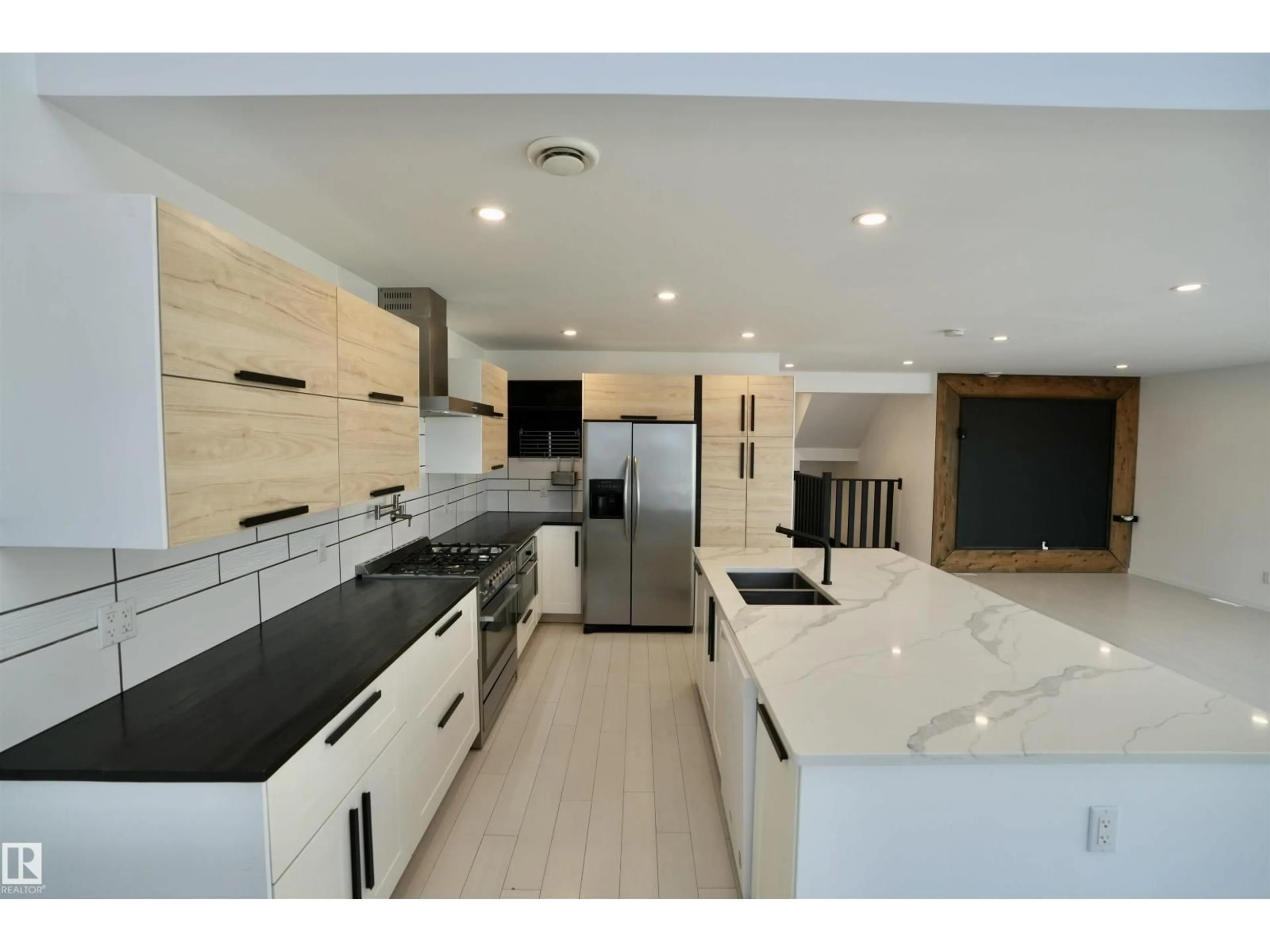 Open concept kitchen, ceramic/tile floor for 4722 44 AV, St. Paul Town Alberta T0A3A3