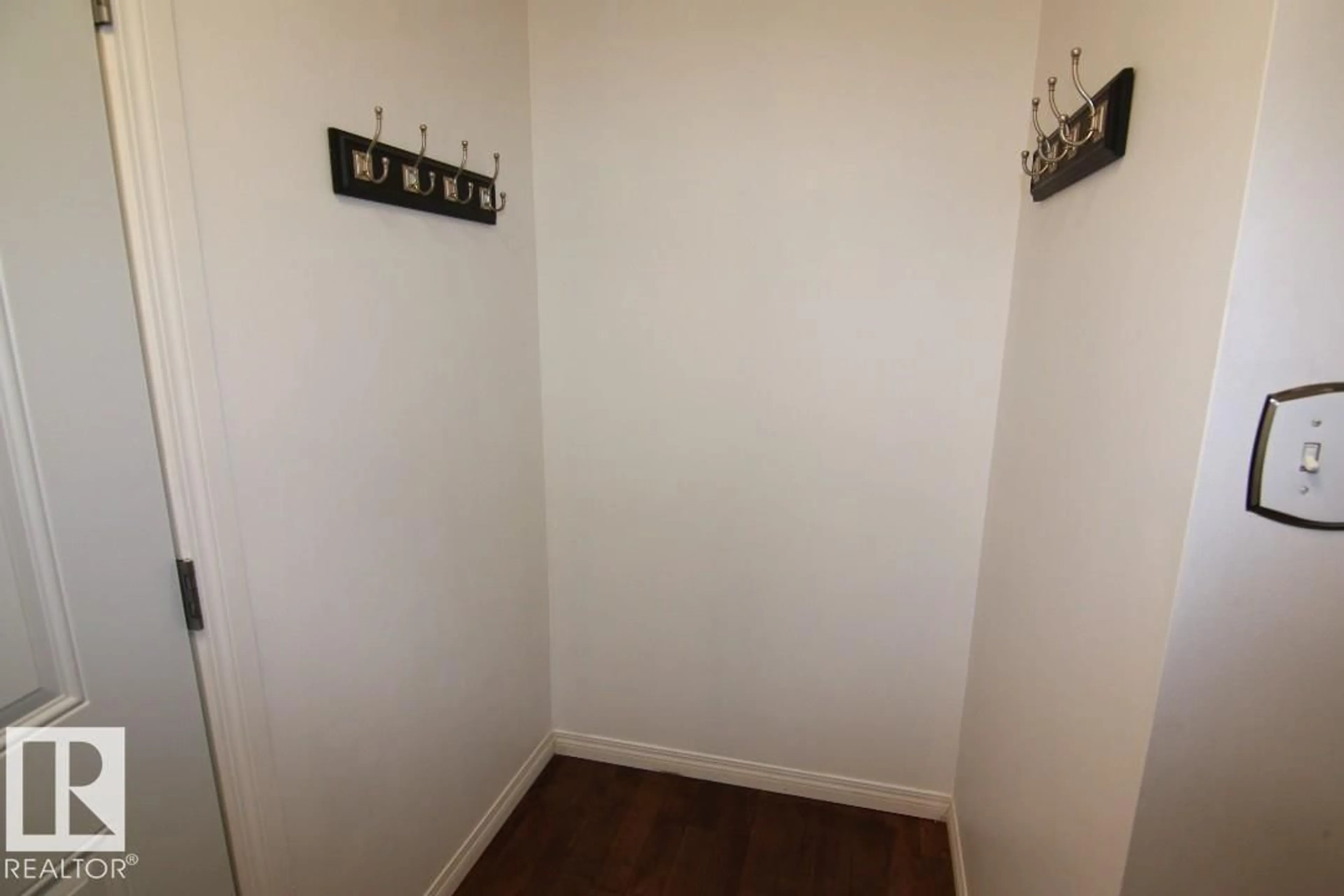 A pic of a room for NW - 9541A 180A ST, Edmonton Alberta T5T2Z4