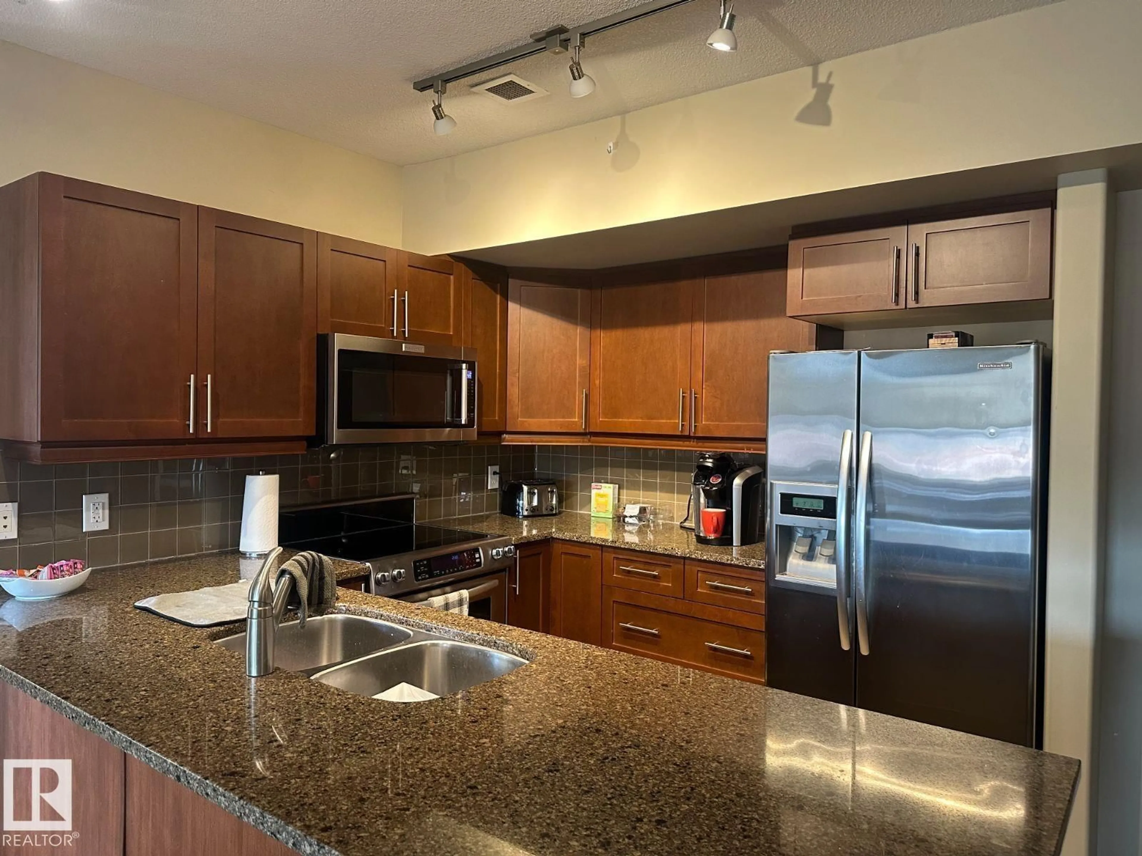 Unknown for 500 - 216 PALISADES WY, Sherwood Park Alberta T8H0H7