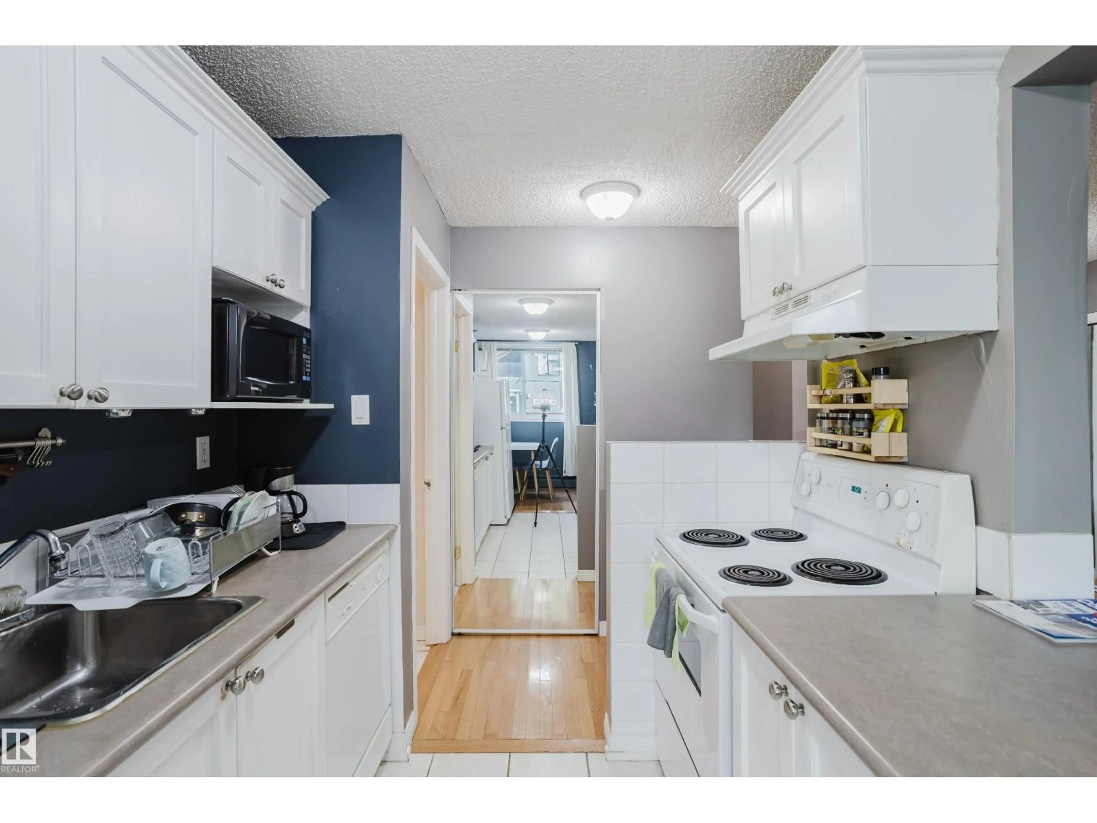 Standard kitchen, unknown for #106 - 11217 103 AV, Edmonton Alberta T5K2V9