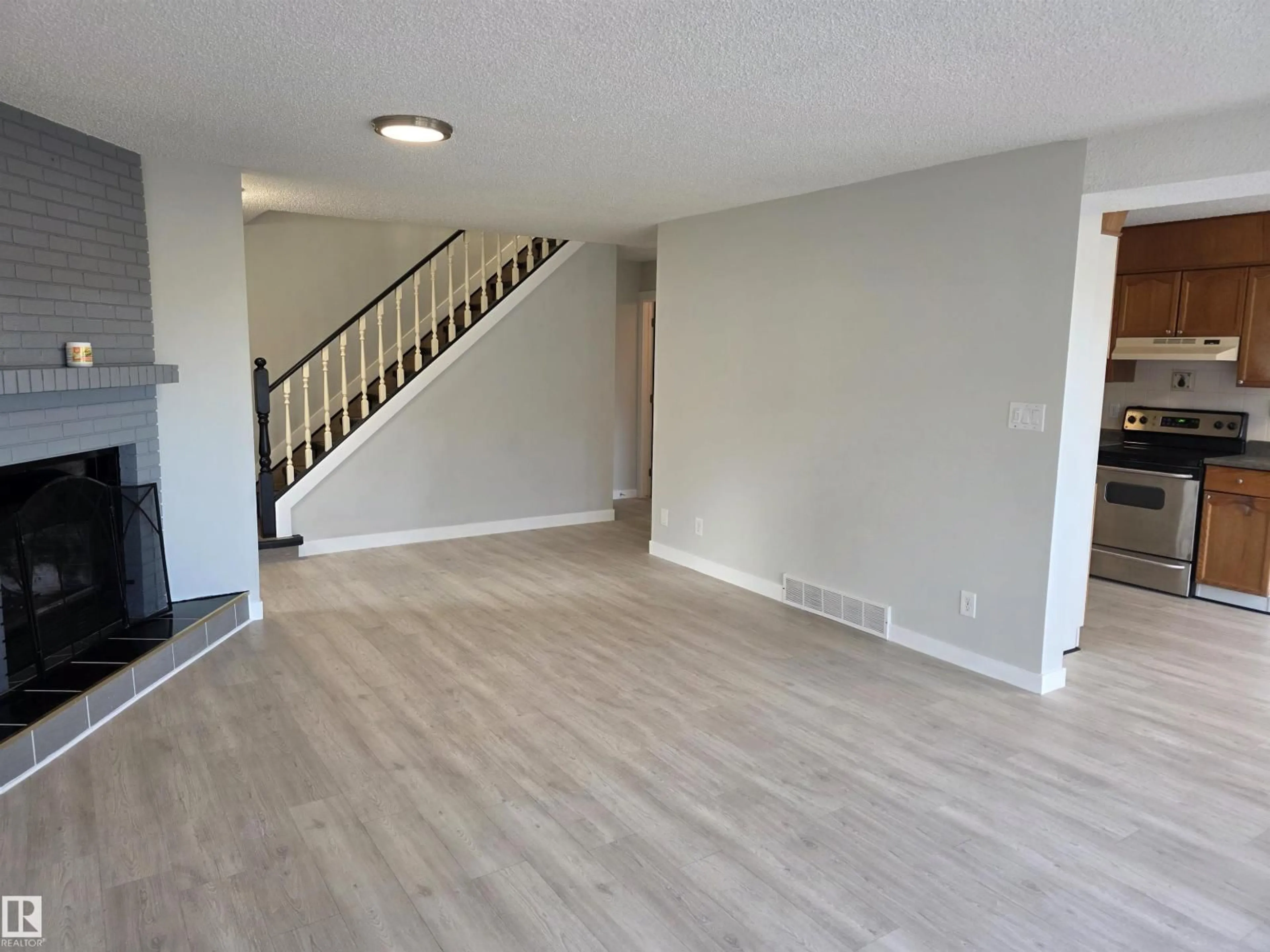 A pic of a room for 12430 85 ST, Edmonton Alberta T5B3H2