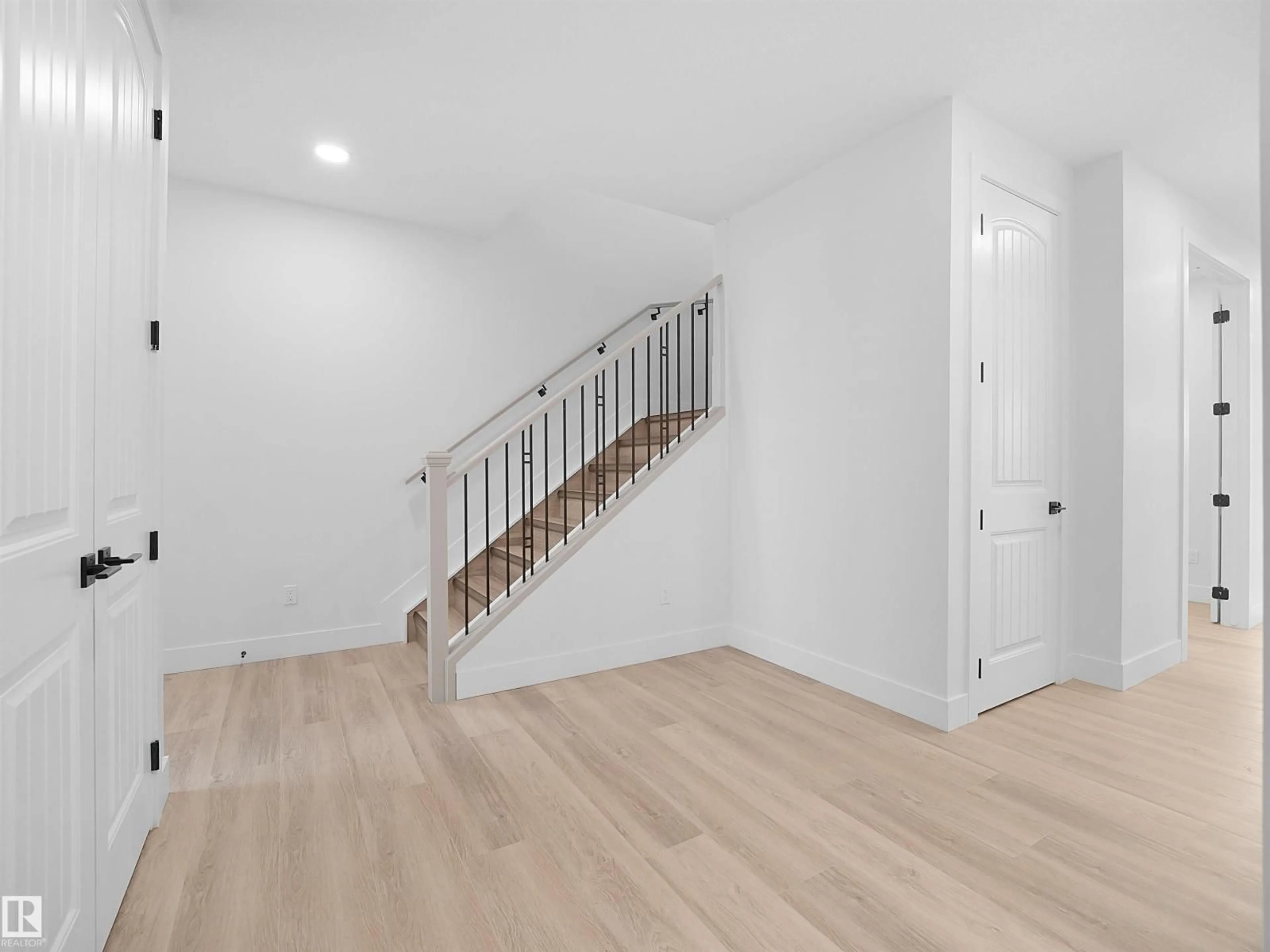 A pic of a room for 6907 169 AV, Edmonton Alberta T5Z0H2