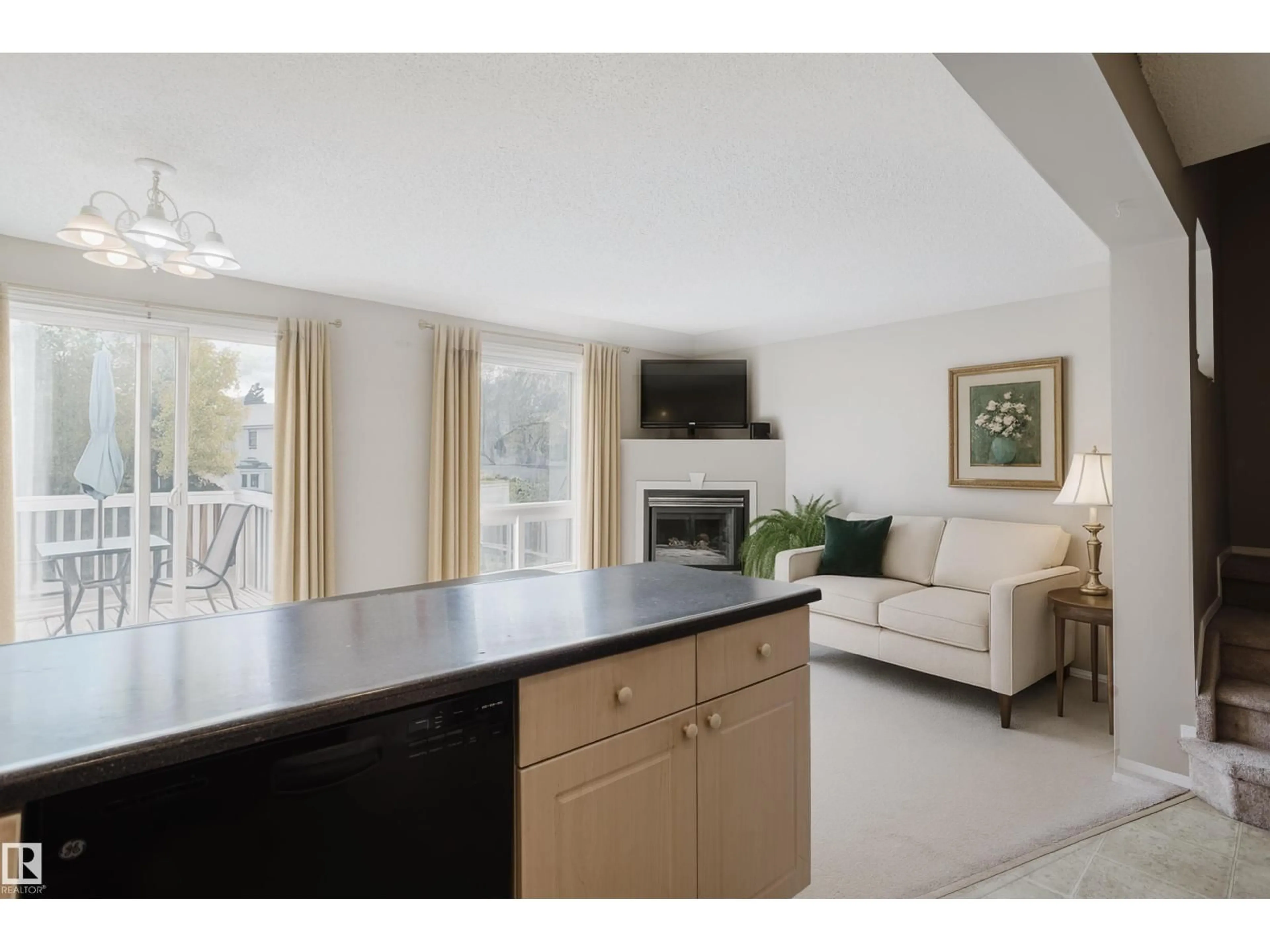 Open concept kitchen, unknown for 127 BOTHWELL DR, Sherwood Park Alberta T8H2W3