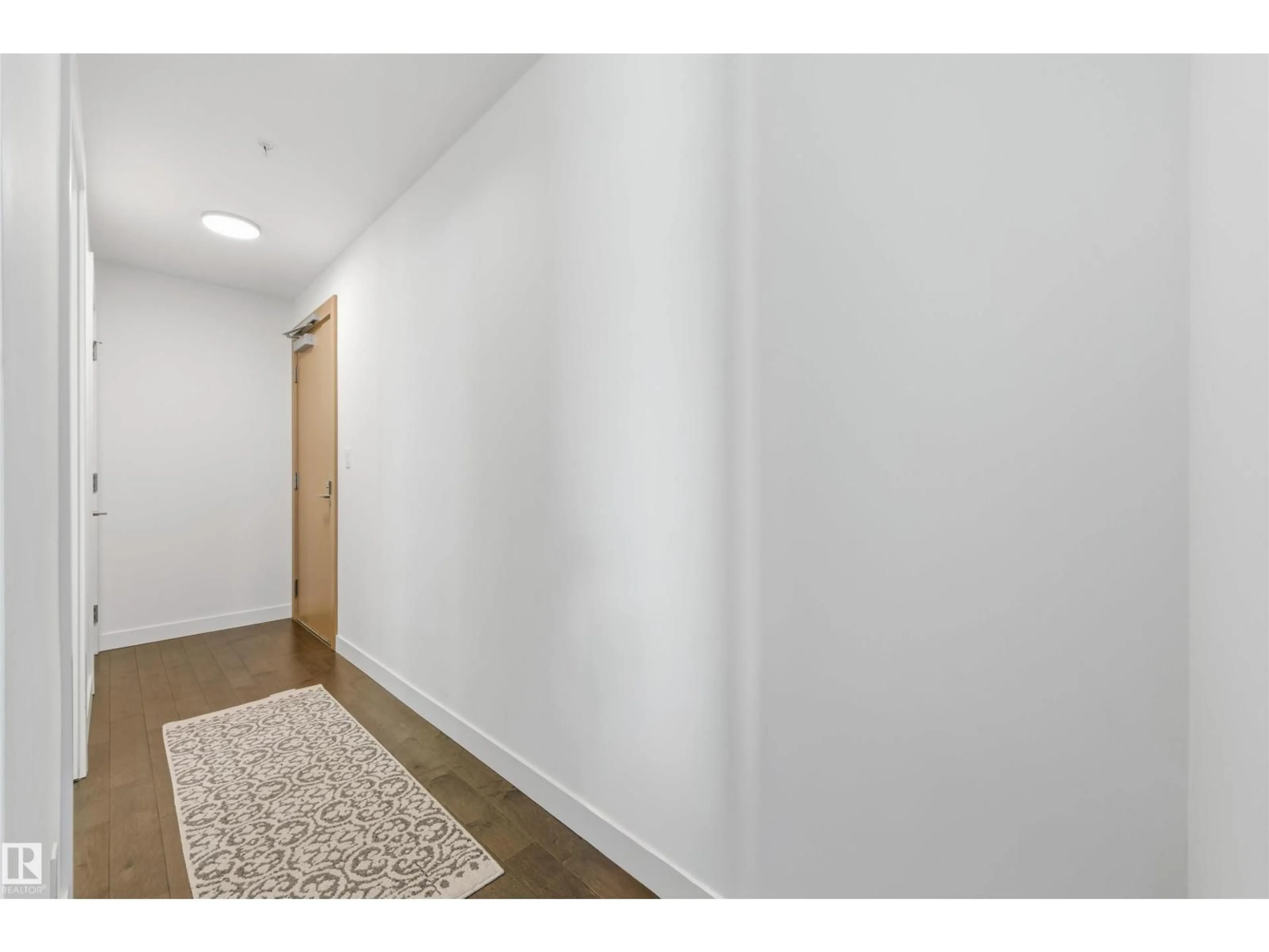 Unknown for 10360 - 3208 102 ST, Edmonton Alberta T5J0K6