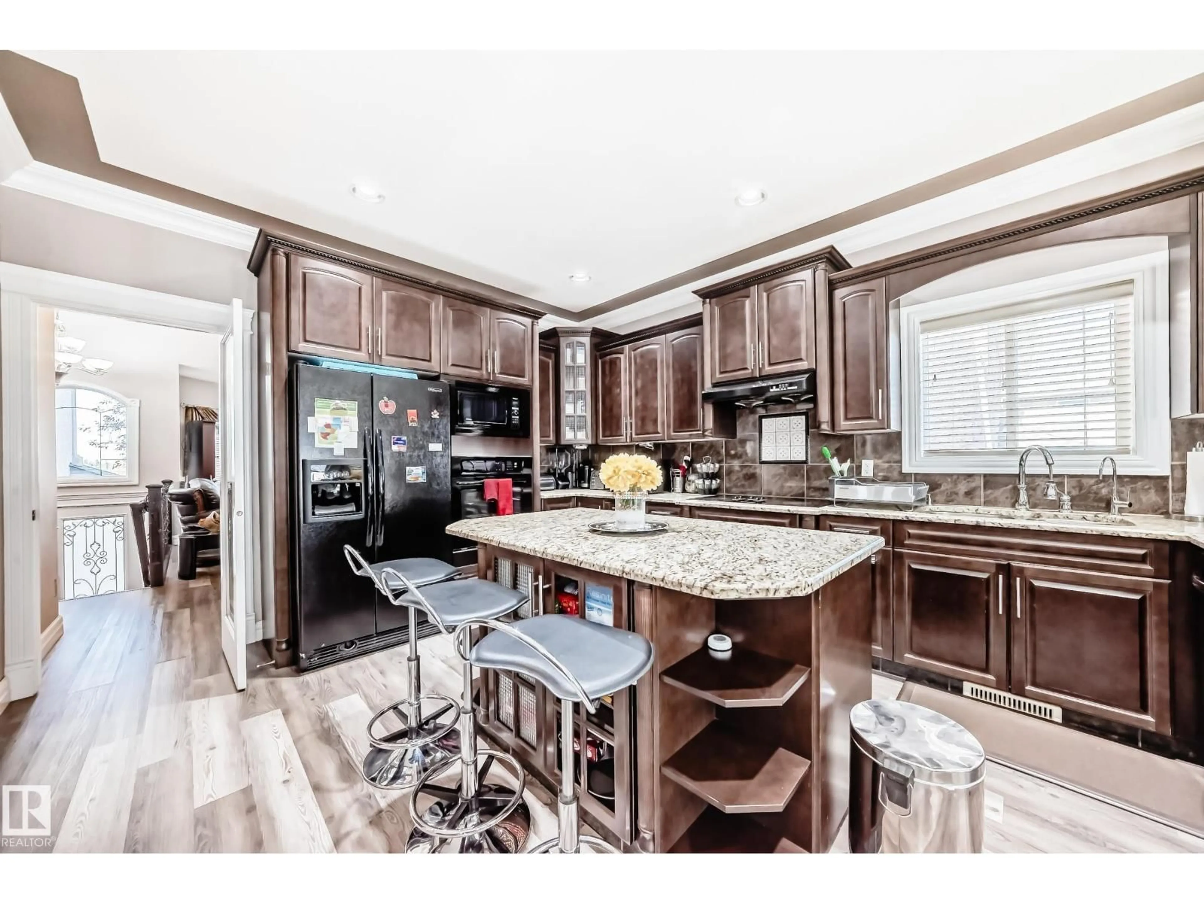 Open concept kitchen, unknown for SW - 1715 69 ST, Edmonton Alberta T6X0C9