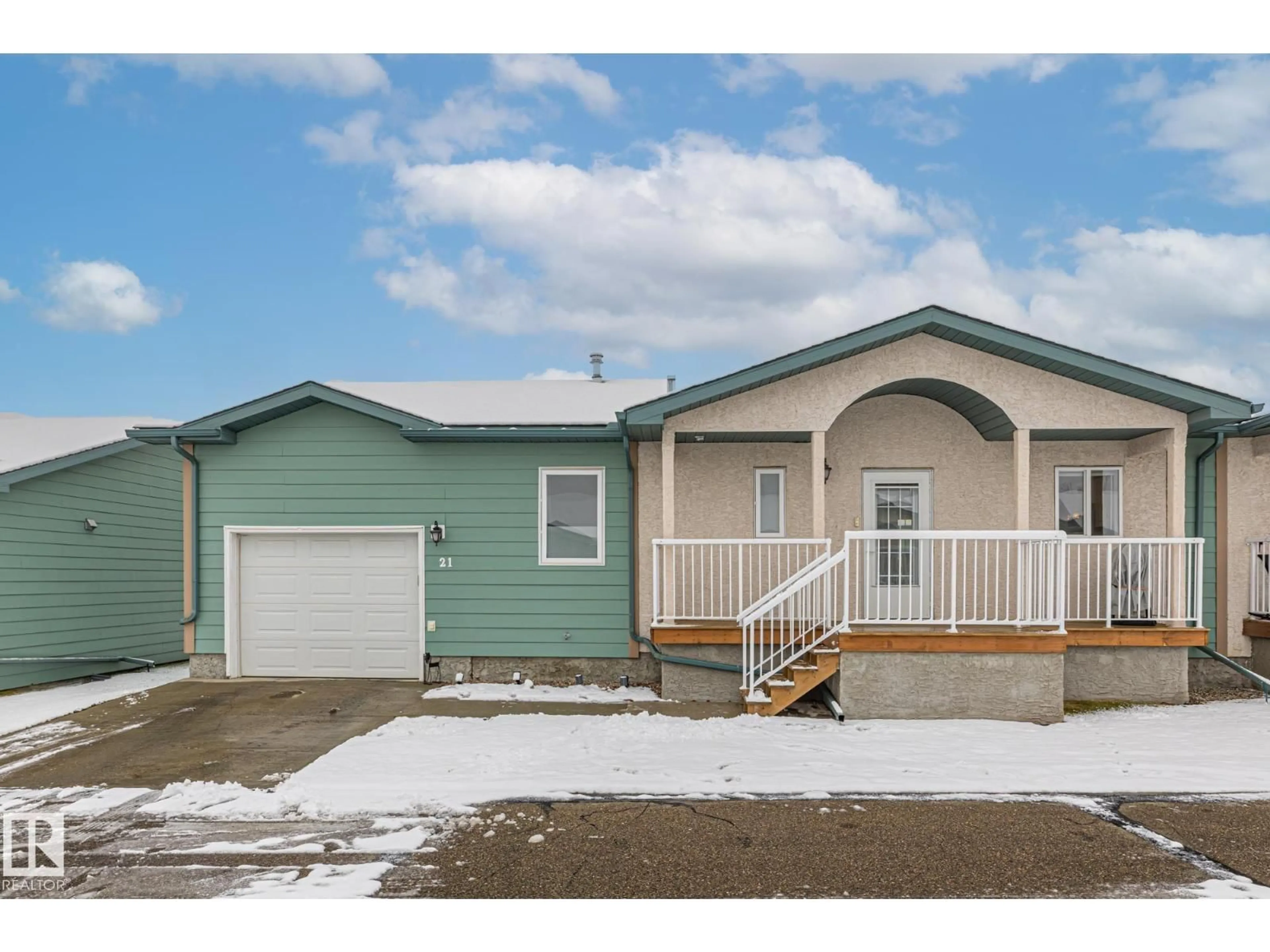 Home with vinyl exterior material, street for 3 - 21 SPRUCE RIDGE DR, Spruce Grove Alberta T7X4N3