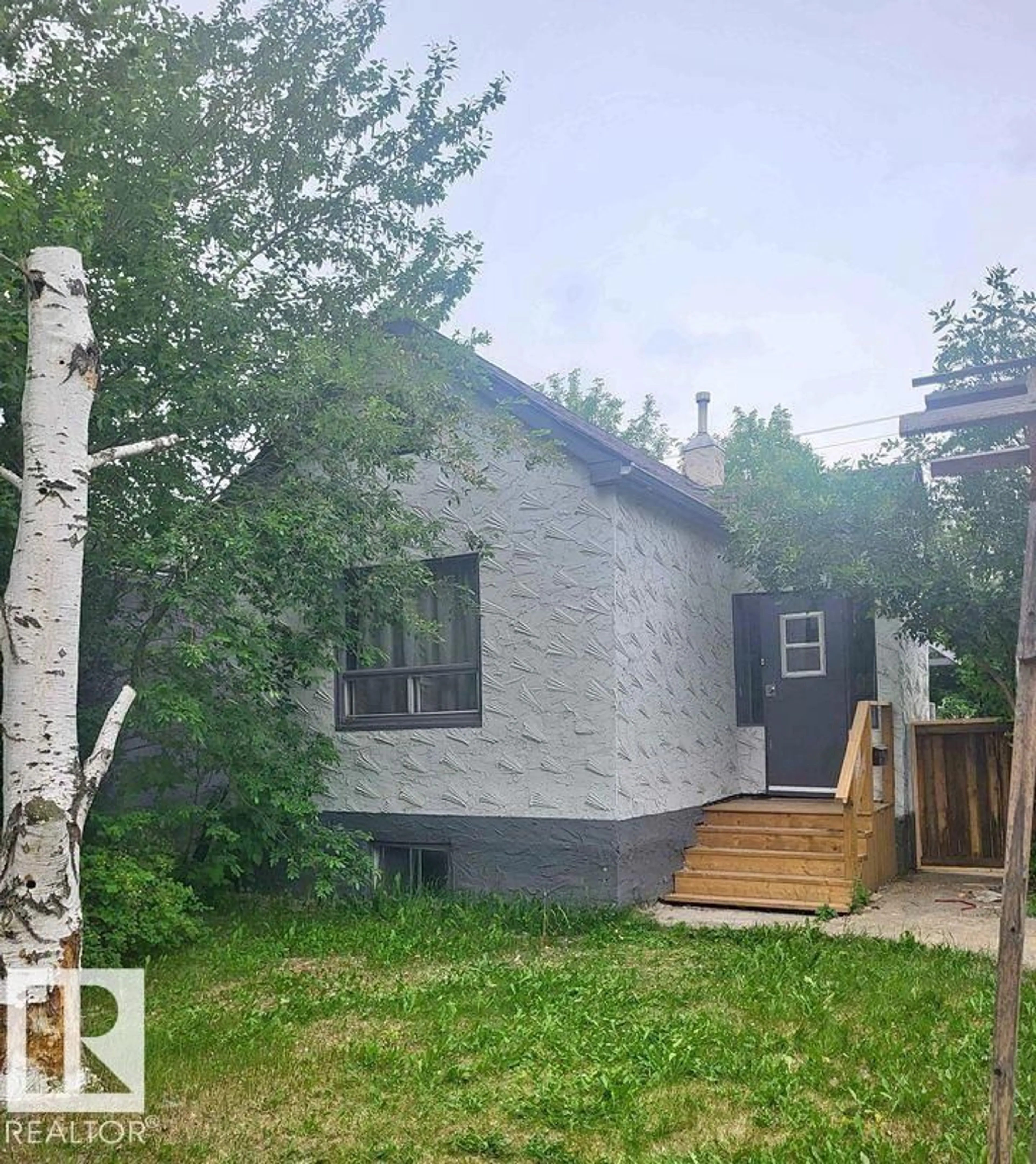 Unknown for 12640 71 ST, Edmonton Alberta T5V0L9