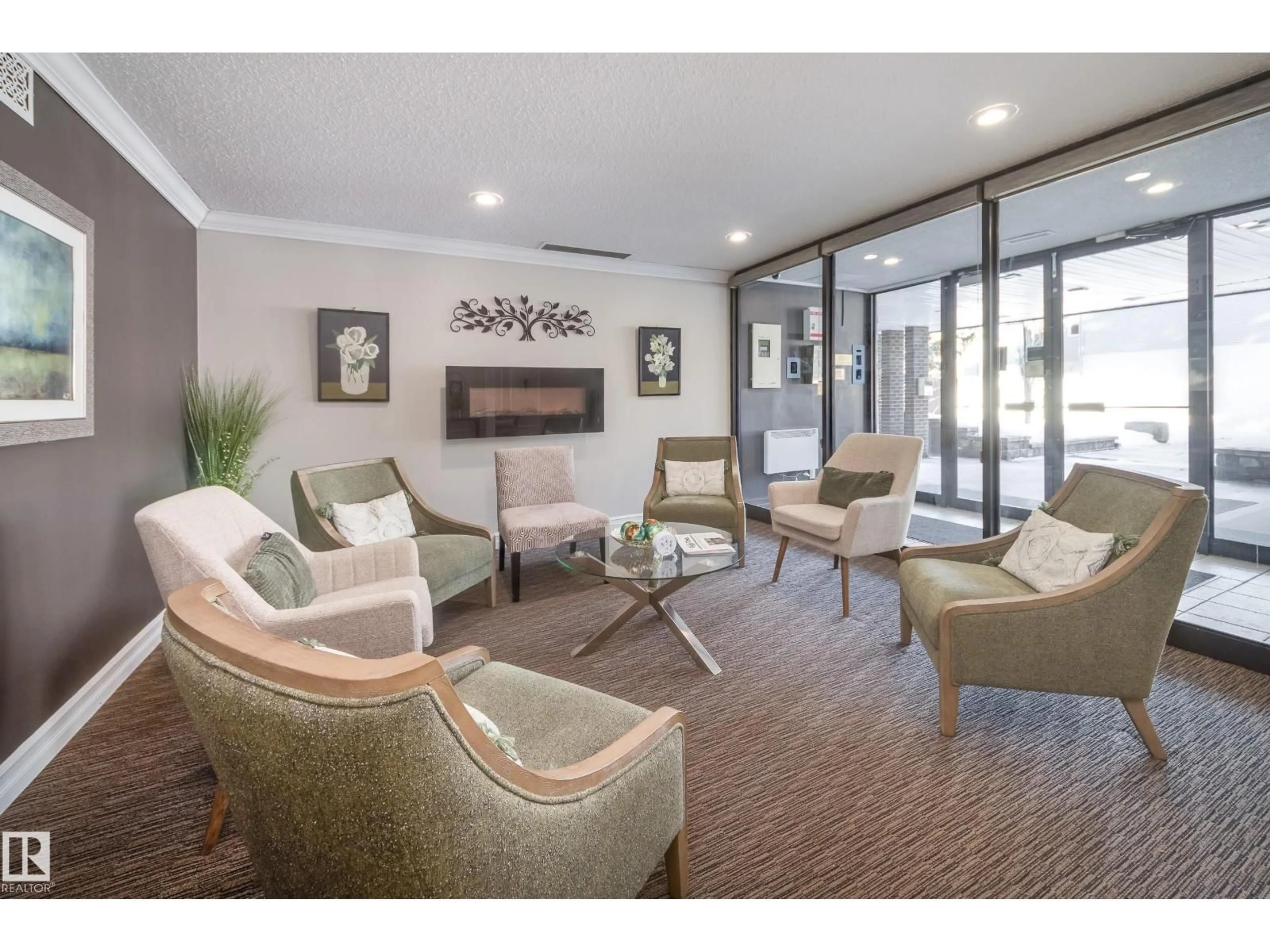 Unknown for 14810 51 AV, Edmonton Alberta T6H5G5