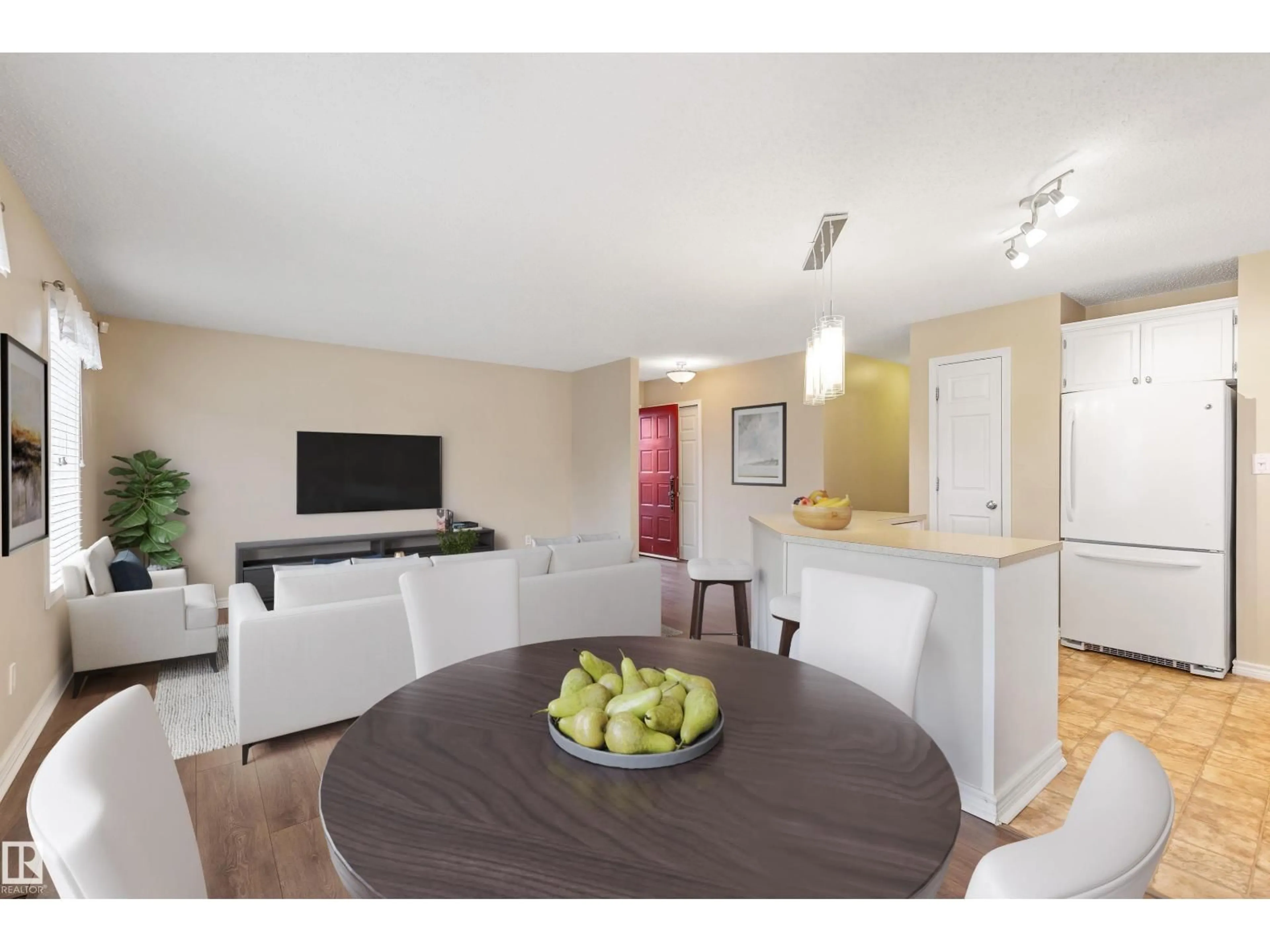 Unknown for 9302 99A, Morinville Alberta T8R1J6