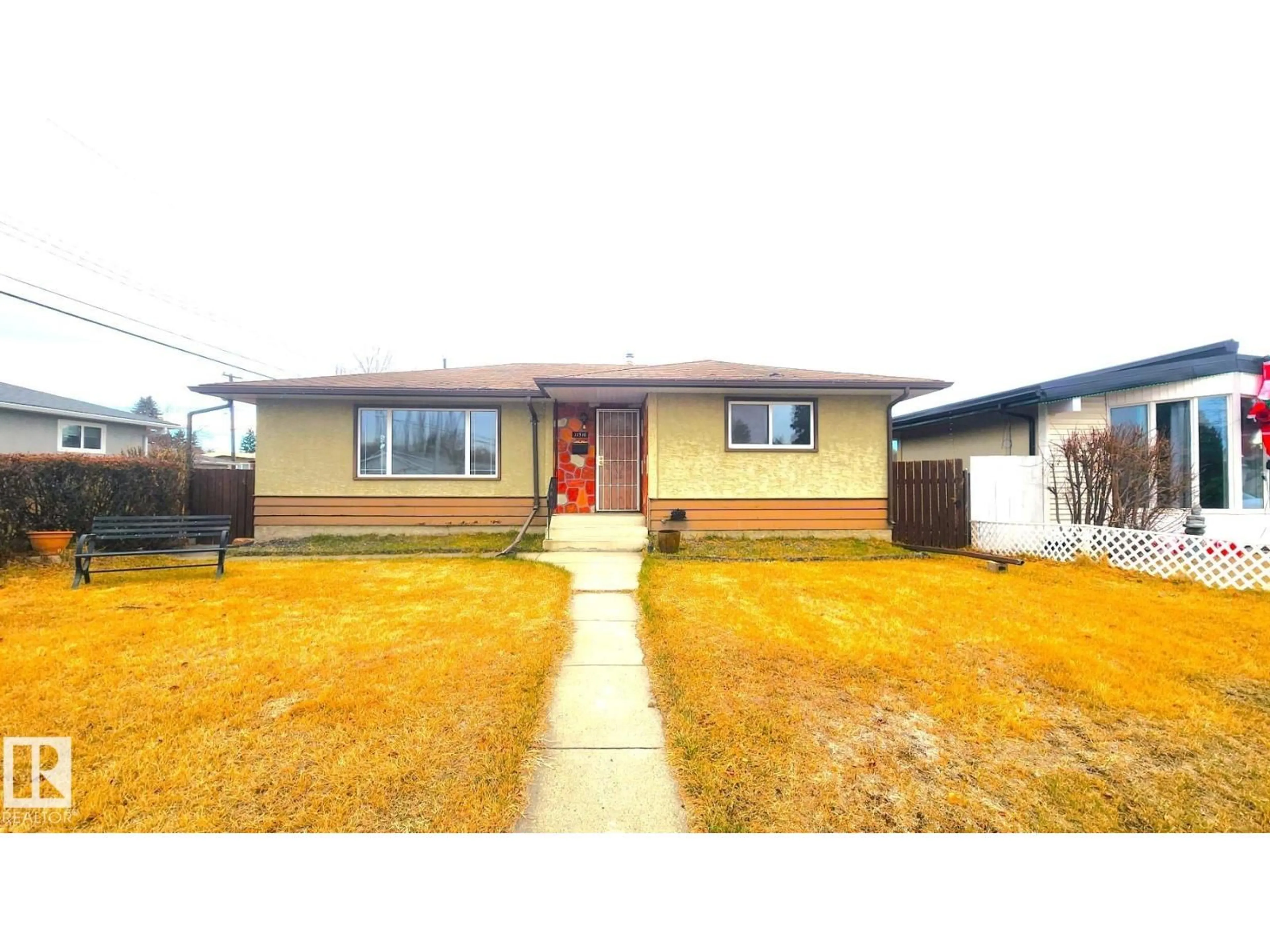 Unknown for NW - 11516 133A AV, Edmonton Alberta T5E1G6