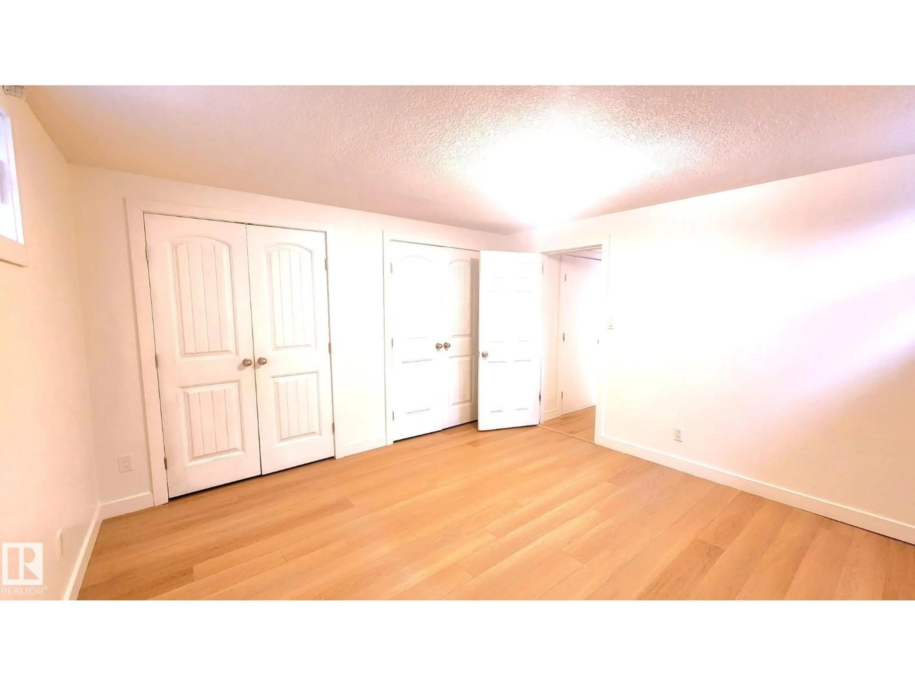 A pic of a room for NW - 11516 133A AV, Edmonton Alberta T5E1G6