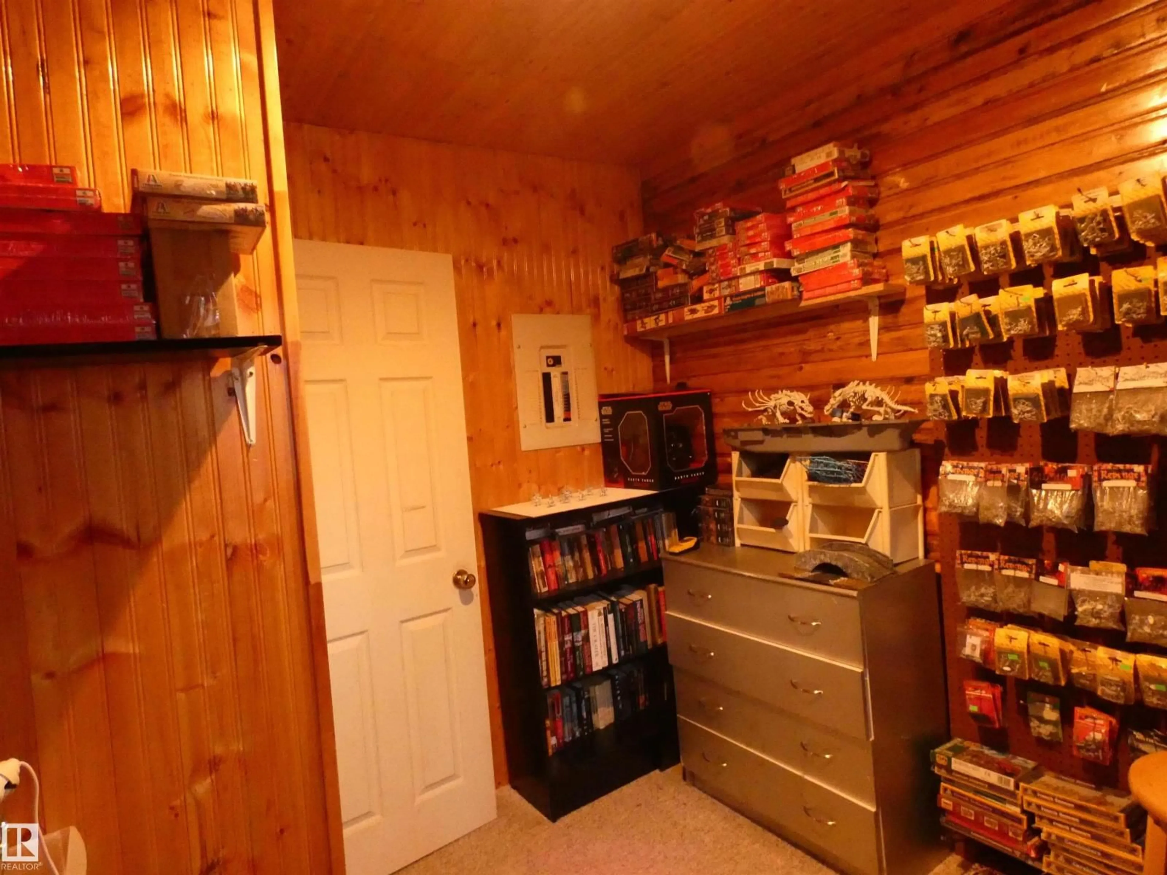 Storage room or clothes room or walk-in closet for 13 WILLOW PL, Rural Barrhead County Alberta T0E1A0