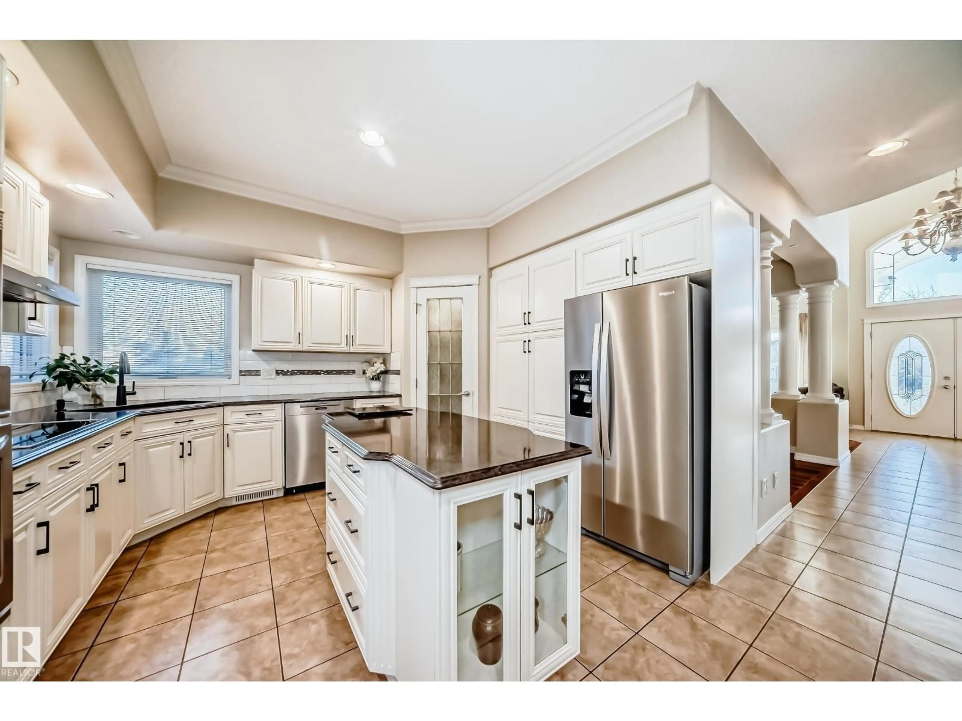 Open concept kitchen, ceramic/tile floor for 203 DARLINGTON CR, Edmonton Alberta T6M2T2