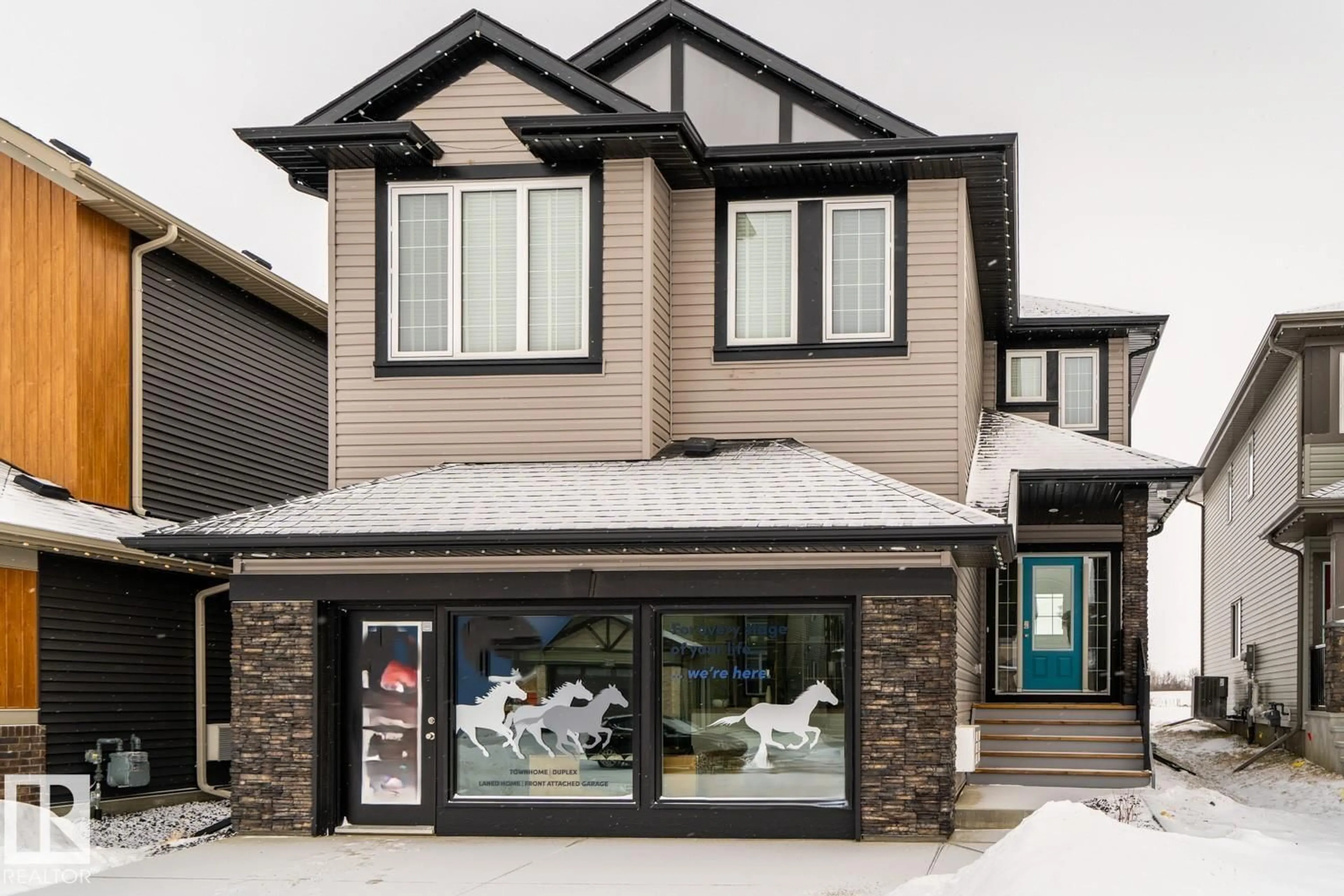 Home with vinyl exterior material, street for NW - 1611 14 ST, Edmonton Alberta T6T2S2