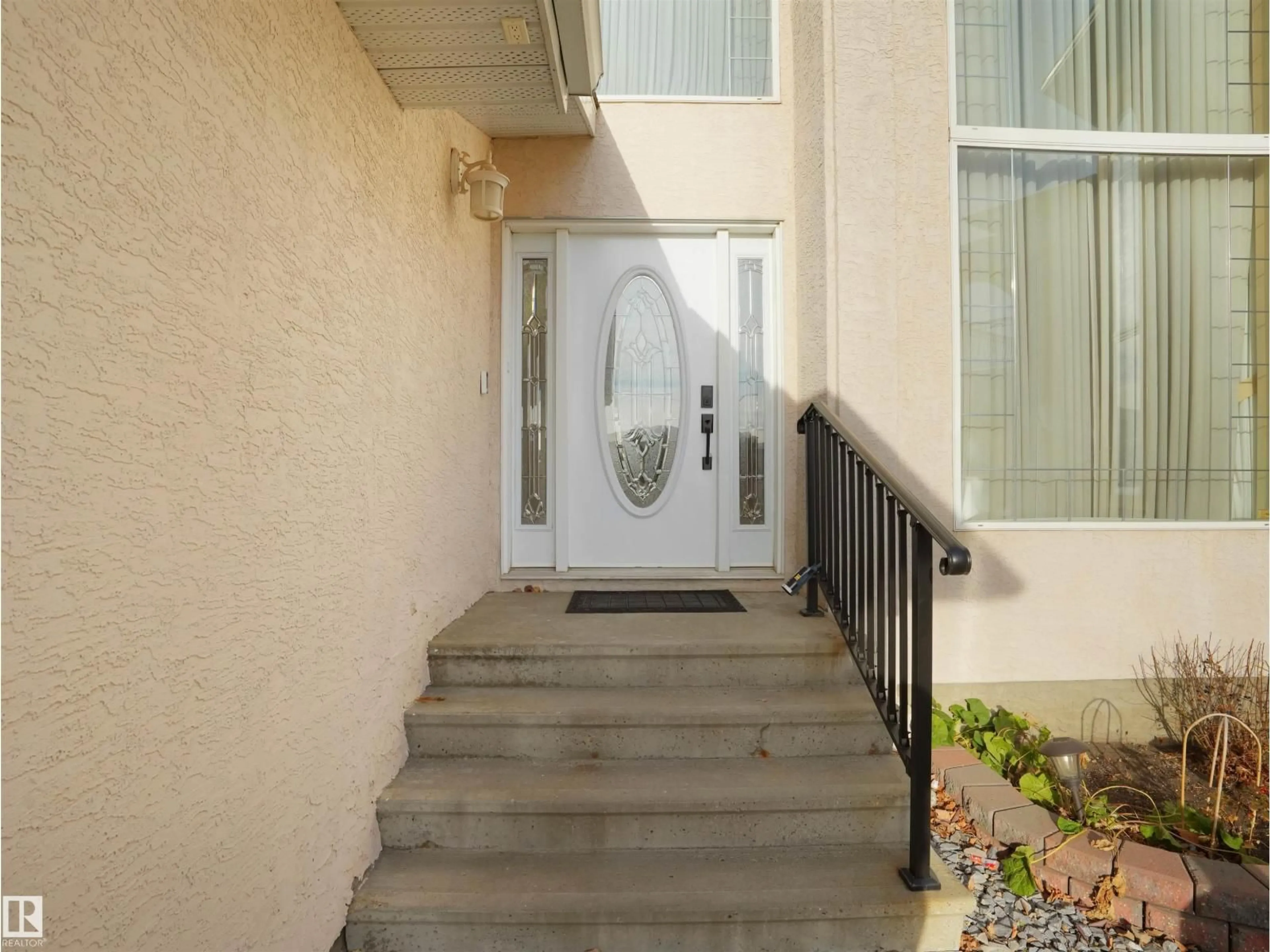 Indoor entryway for 4534 162 AV, Edmonton Alberta T5Y0H1