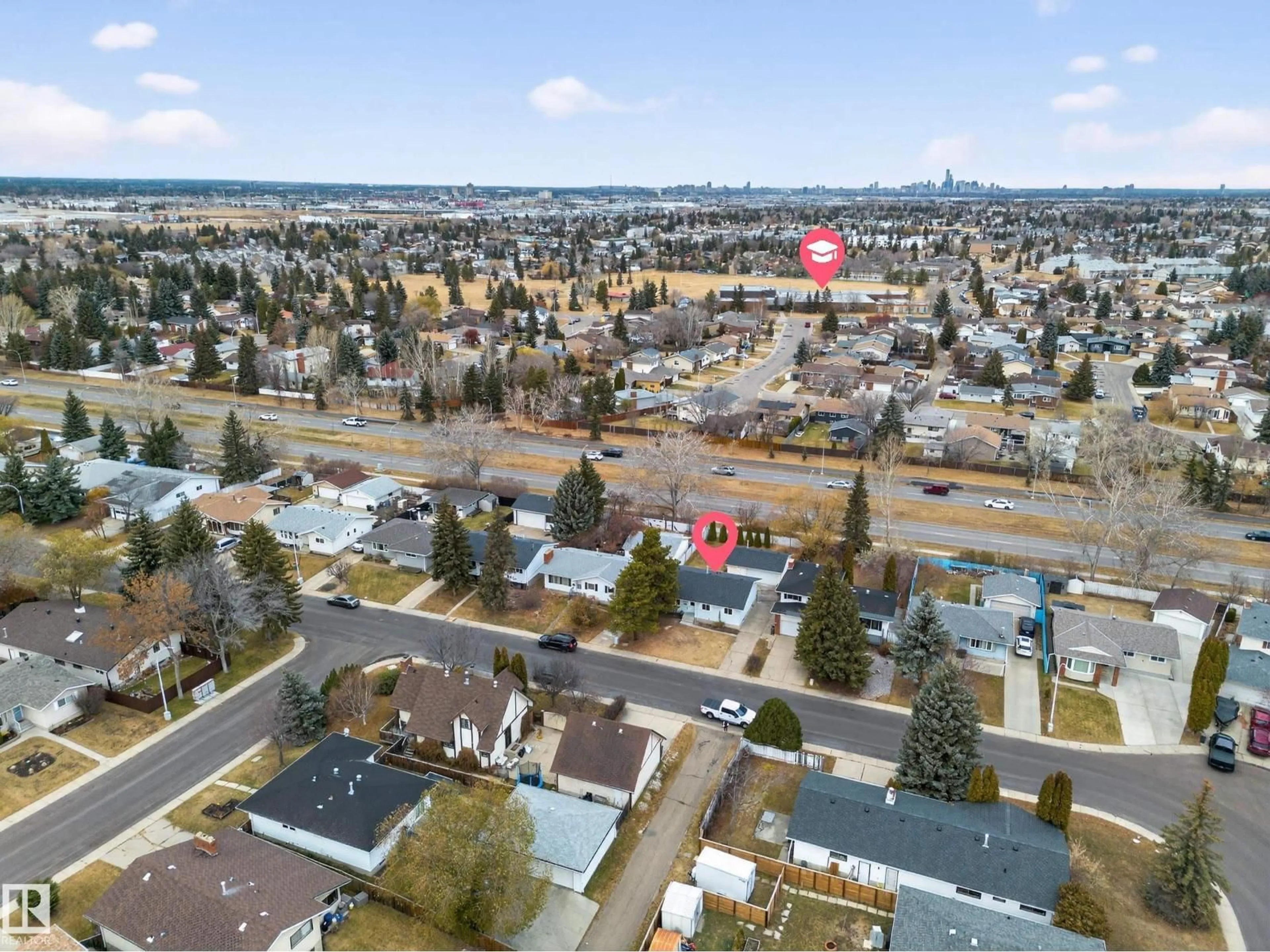 A pic from outside/outdoor area/front of a property/back of a property/a pic from drone, street for 7820 22 AVE, Edmonton Alberta T6K2E3