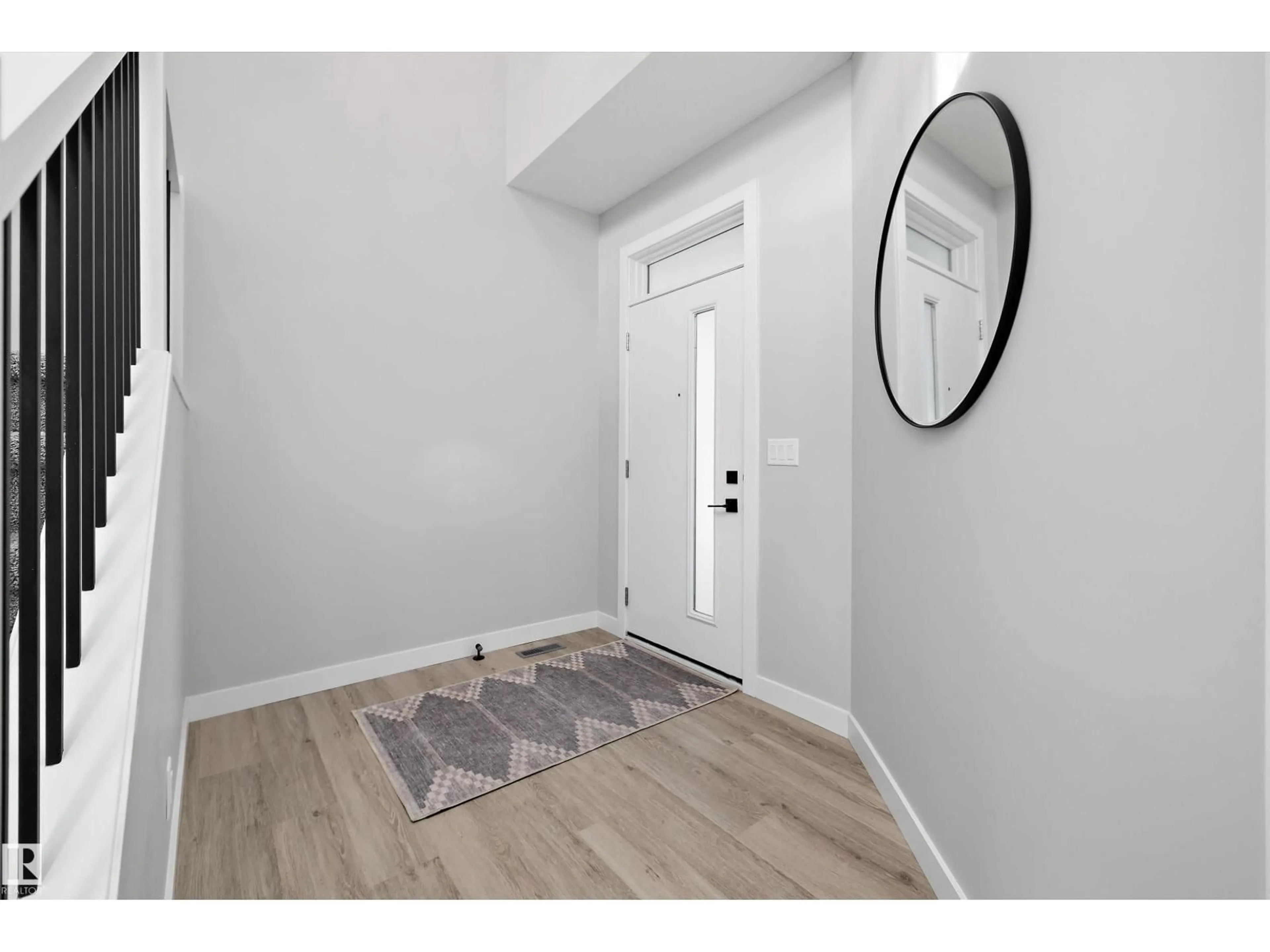 Indoor entryway for 7027 54 AV, Beaumont Alberta T4X2Z9