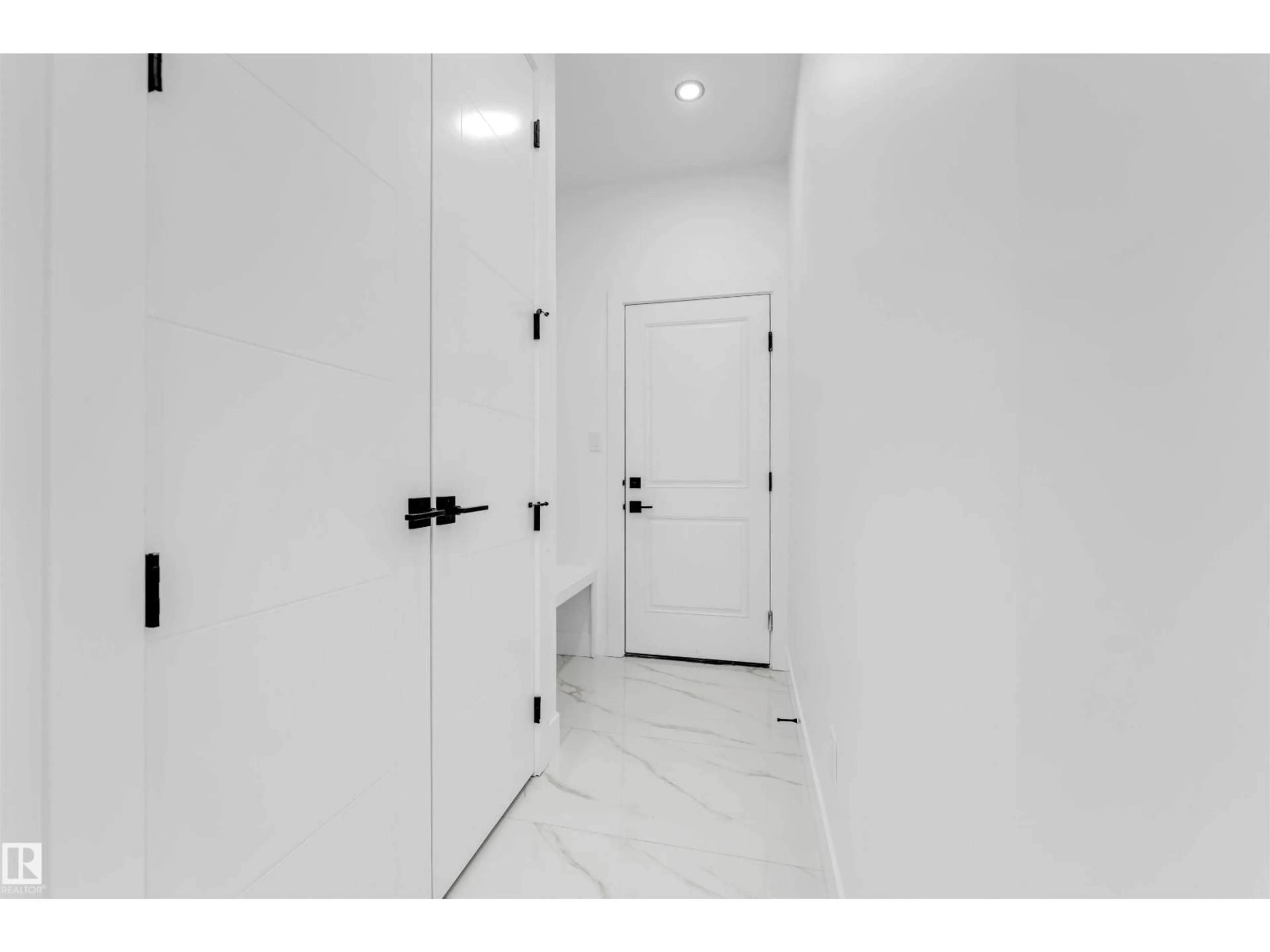 Indoor entryway for NE - 2734 64 AV, Rural Leduc County Alberta T4X0H6