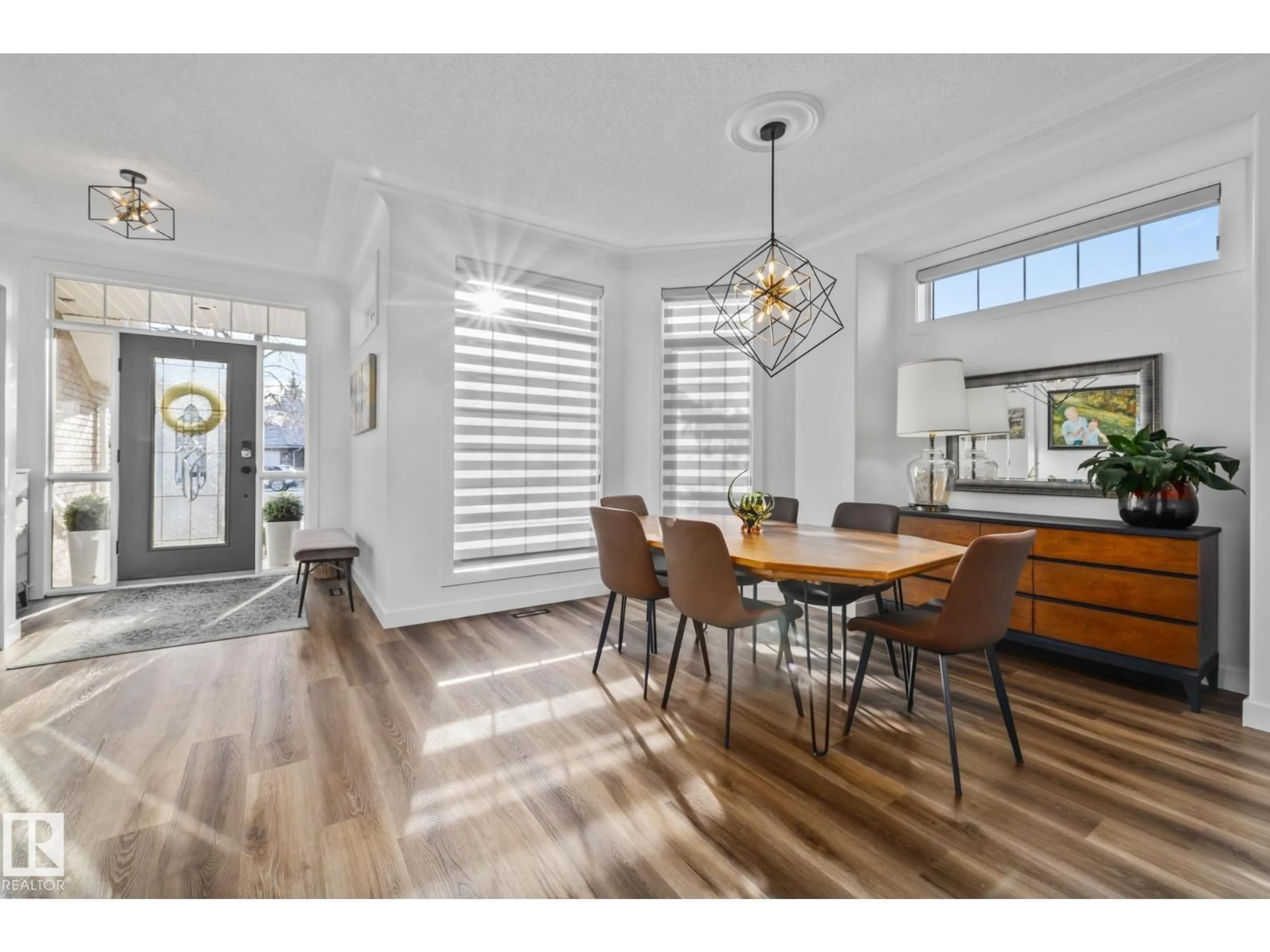 Dining room, unknown for 1526 HEFFERNAN CL, Edmonton Alberta T6R2N7