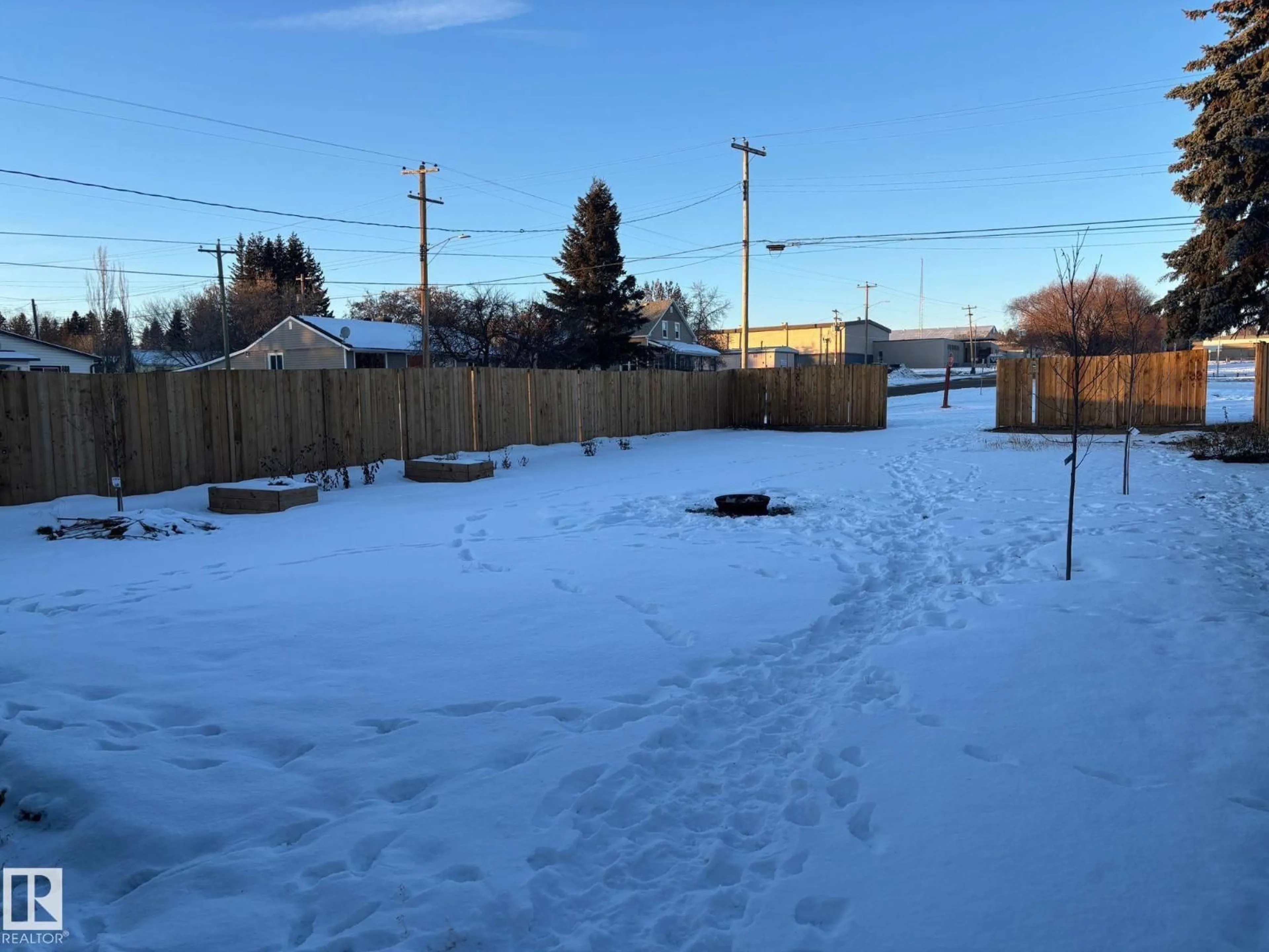 Unknown for 5022 51 AV, Elk Point Alberta T0A1A0