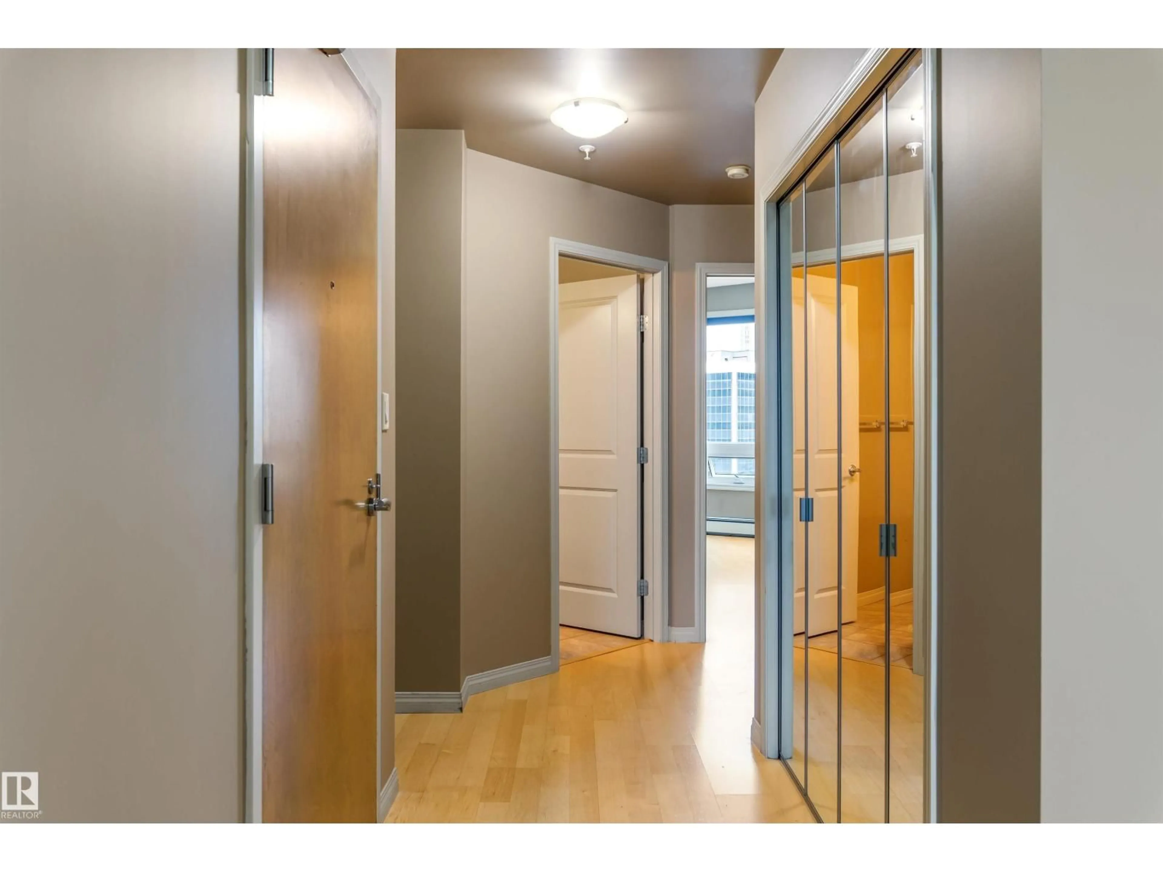 Indoor entryway for 901 - 10504 99 AV, Edmonton Alberta T5K1B2