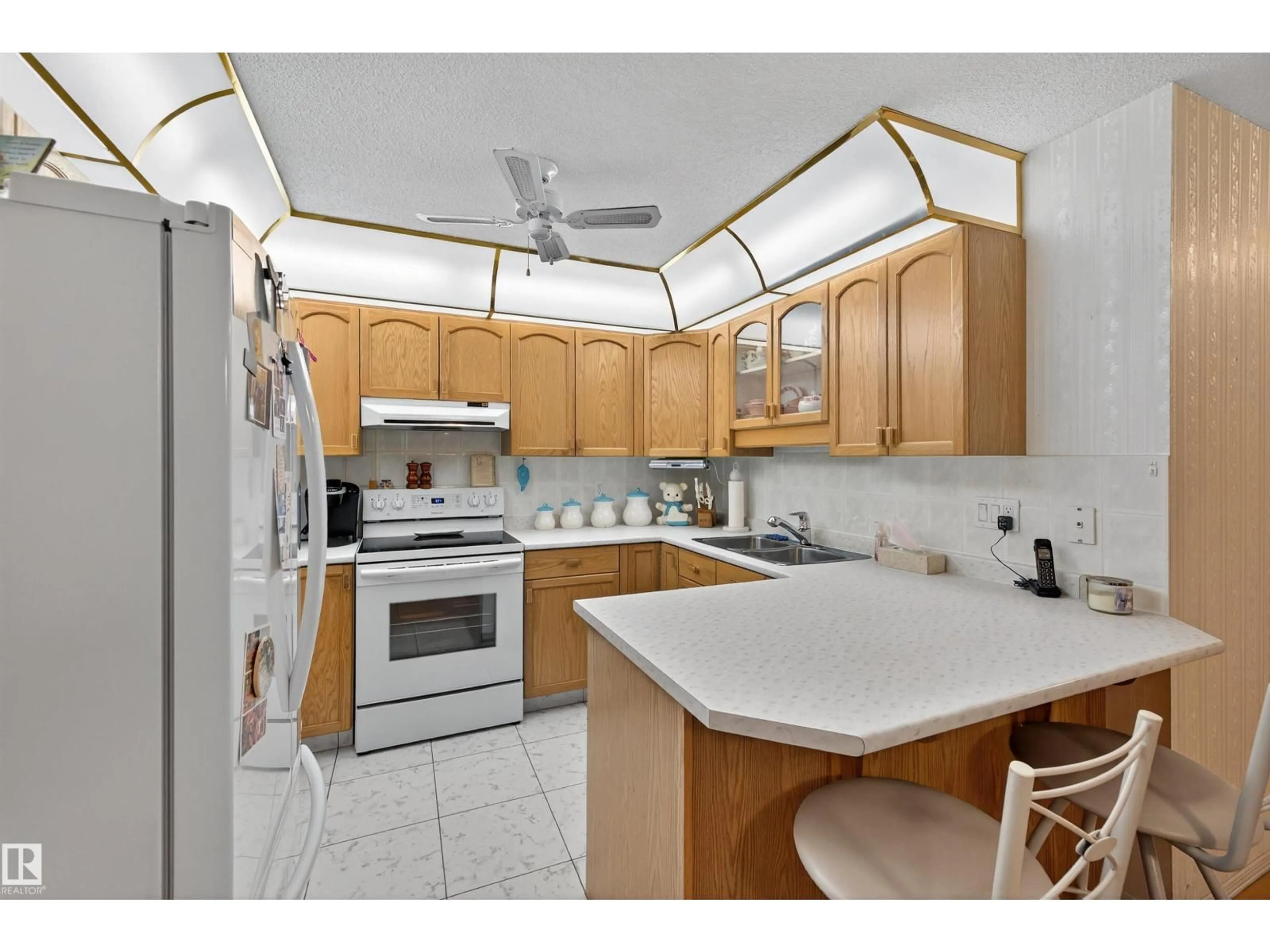 Standard kitchen, unknown for #103 - 10935 21 AV, Edmonton Alberta T6J6R3