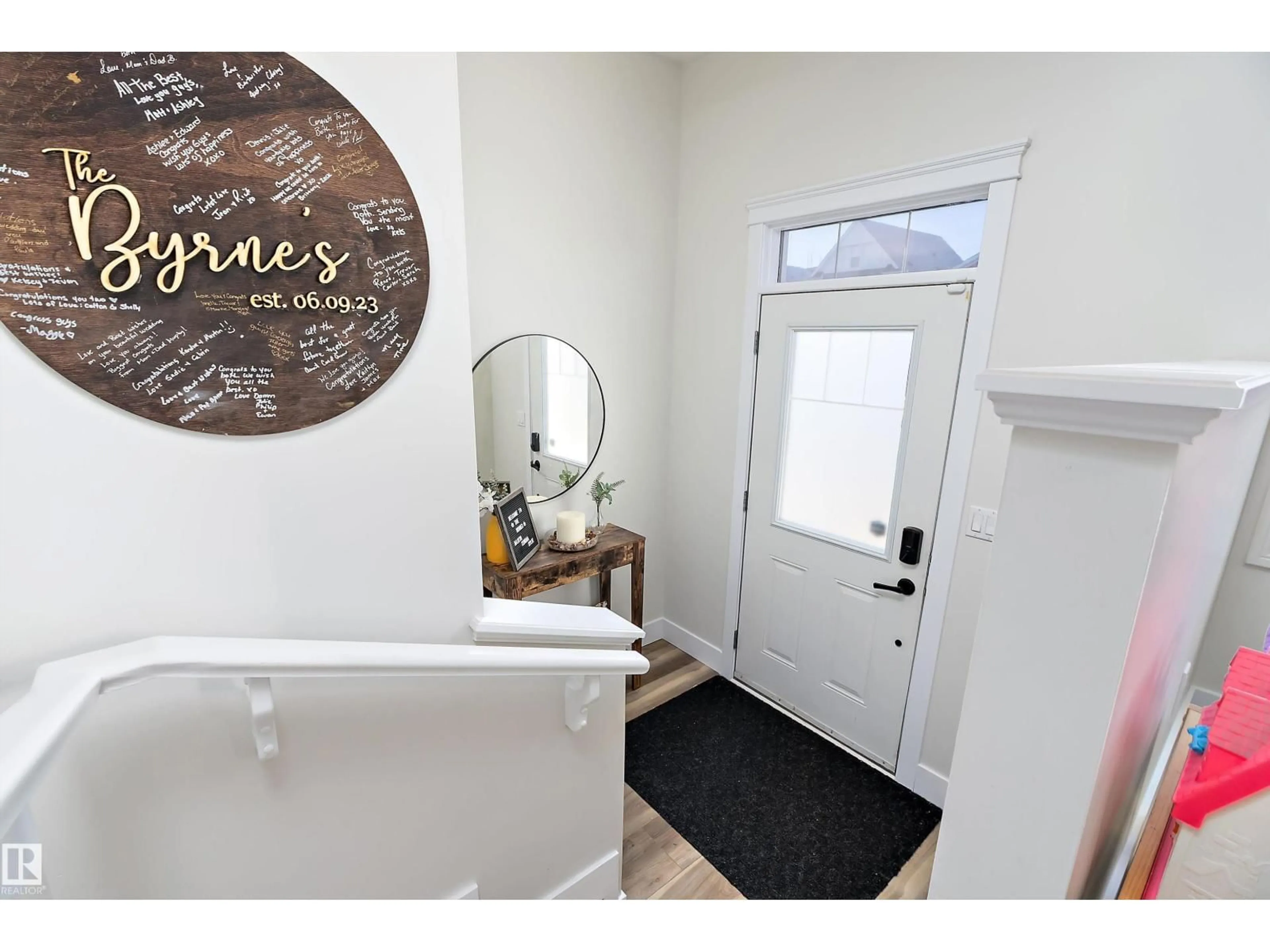 Indoor entryway for 341 SOUTHFORK DR, Leduc Alberta T9E0T8