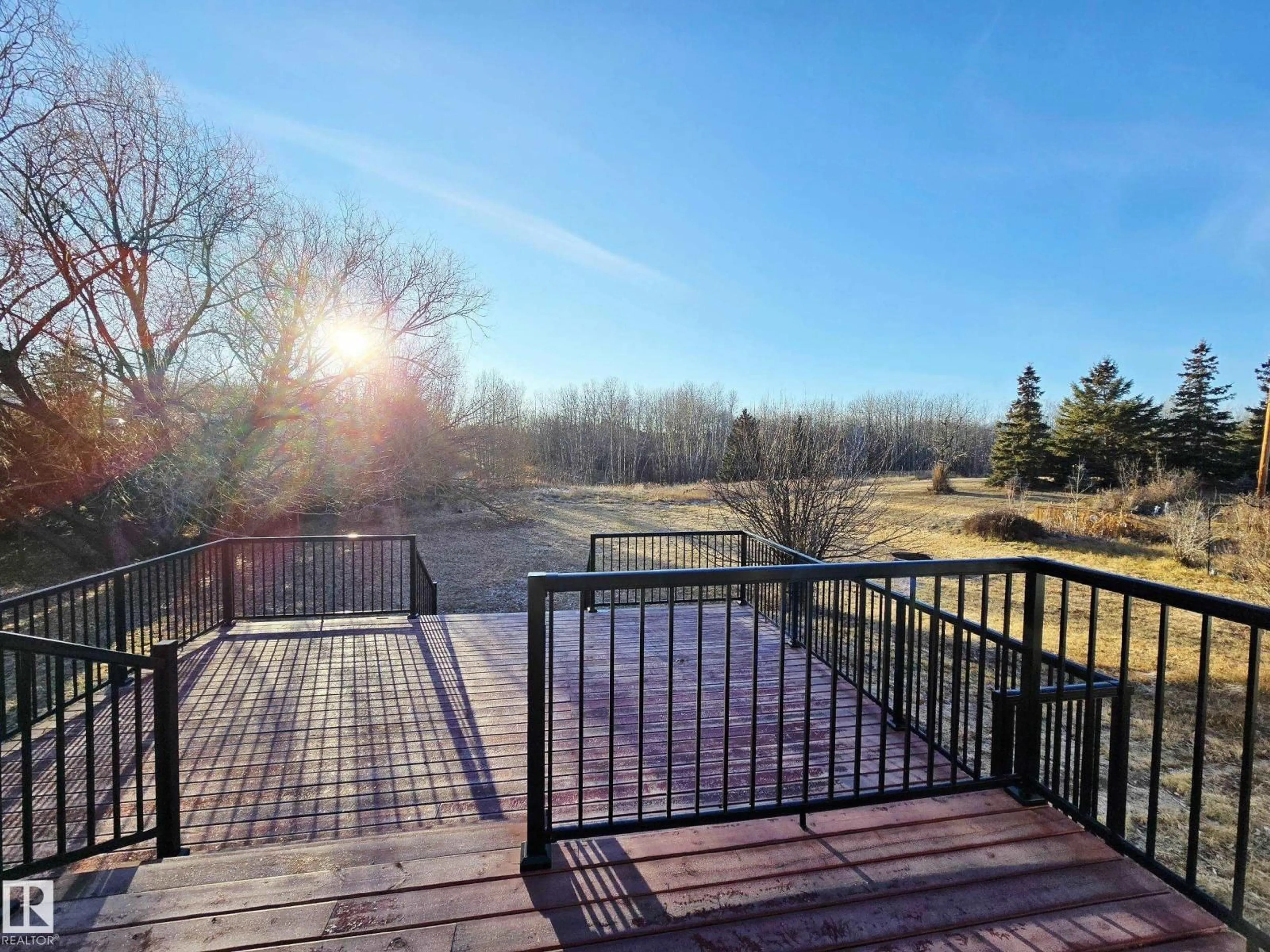 A pic from outside/outdoor area/front of a property/back of a property/a pic from drone, water/lake/river/ocean view for 68 TWP ROAD 544 ROAD, Rural Sturgeon County Alberta T8R2B5