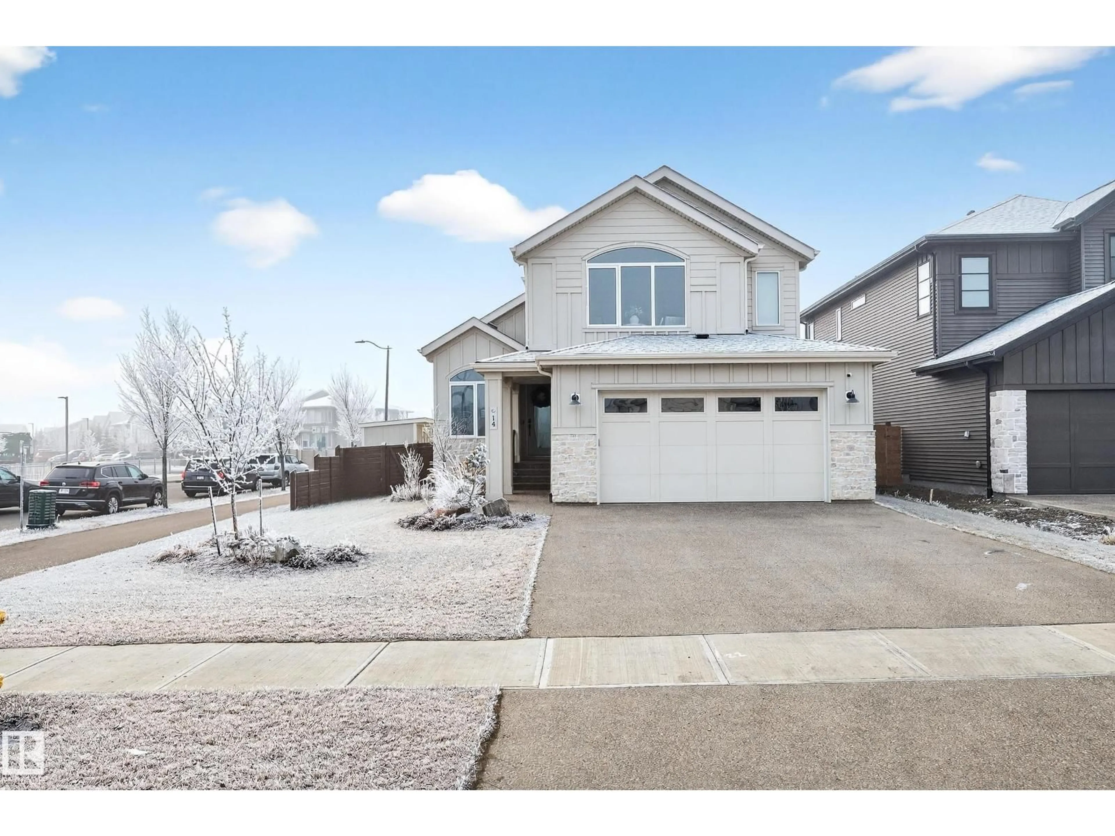 Home with vinyl exterior material, street for 14 JANE PT, St. Albert Alberta T8N8A2