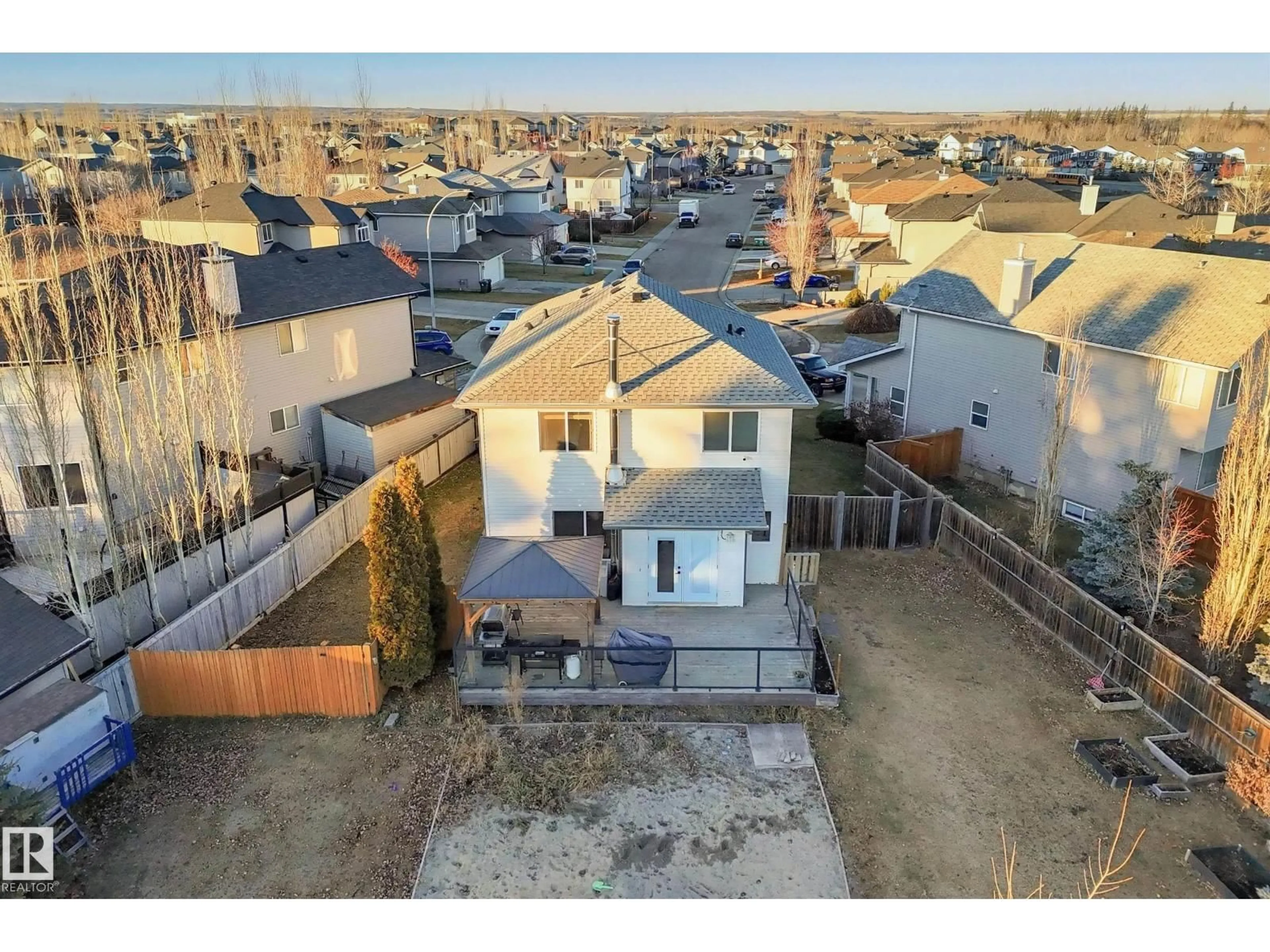 A pic from outside/outdoor area/front of a property/back of a property/a pic from drone, street for 62 GREYSTONE CR, Spruce Grove Alberta T7X0A7