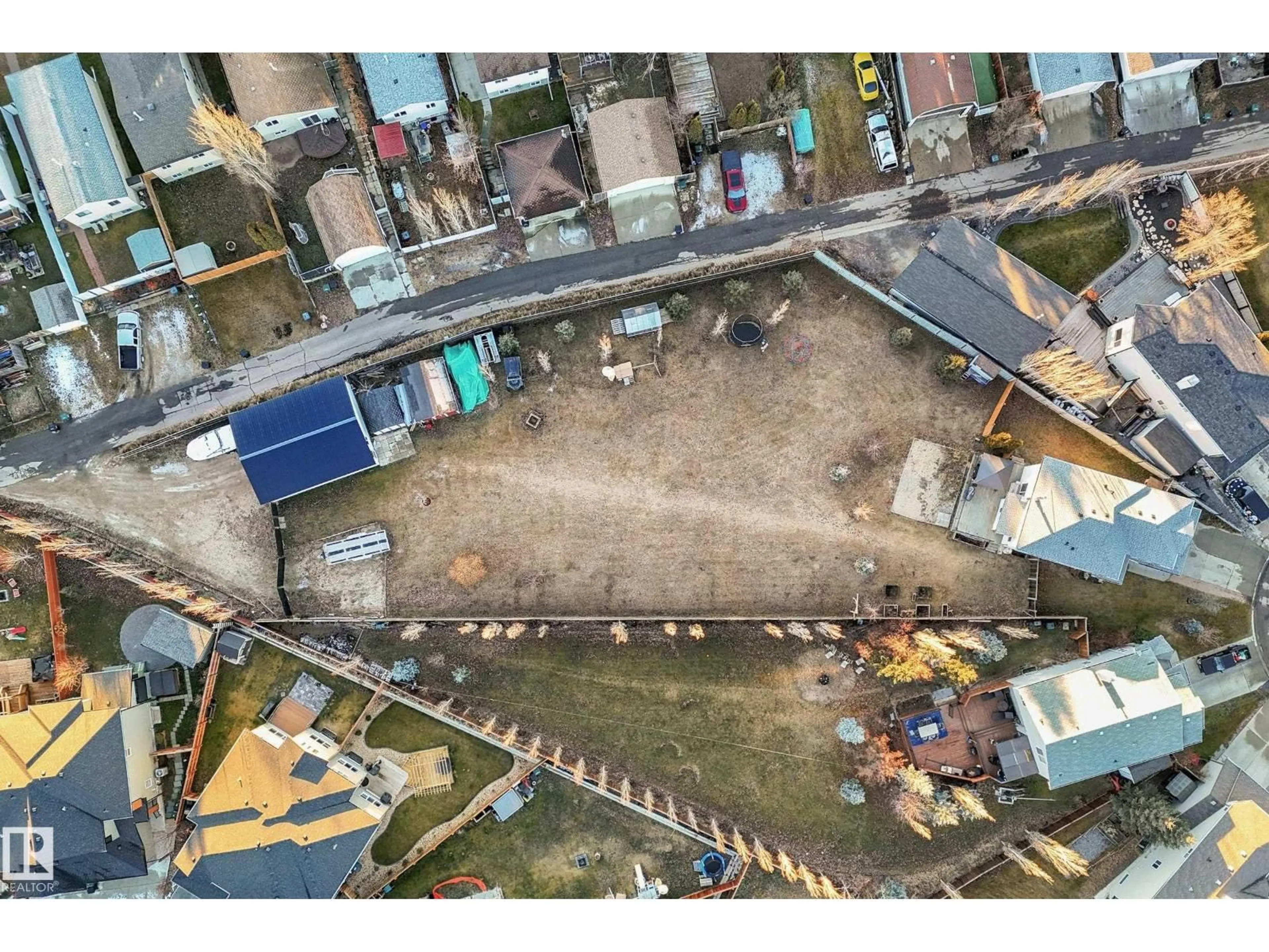 A pic from outside/outdoor area/front of a property/back of a property/a pic from drone, street for 62 GREYSTONE CR, Spruce Grove Alberta T7X0A7