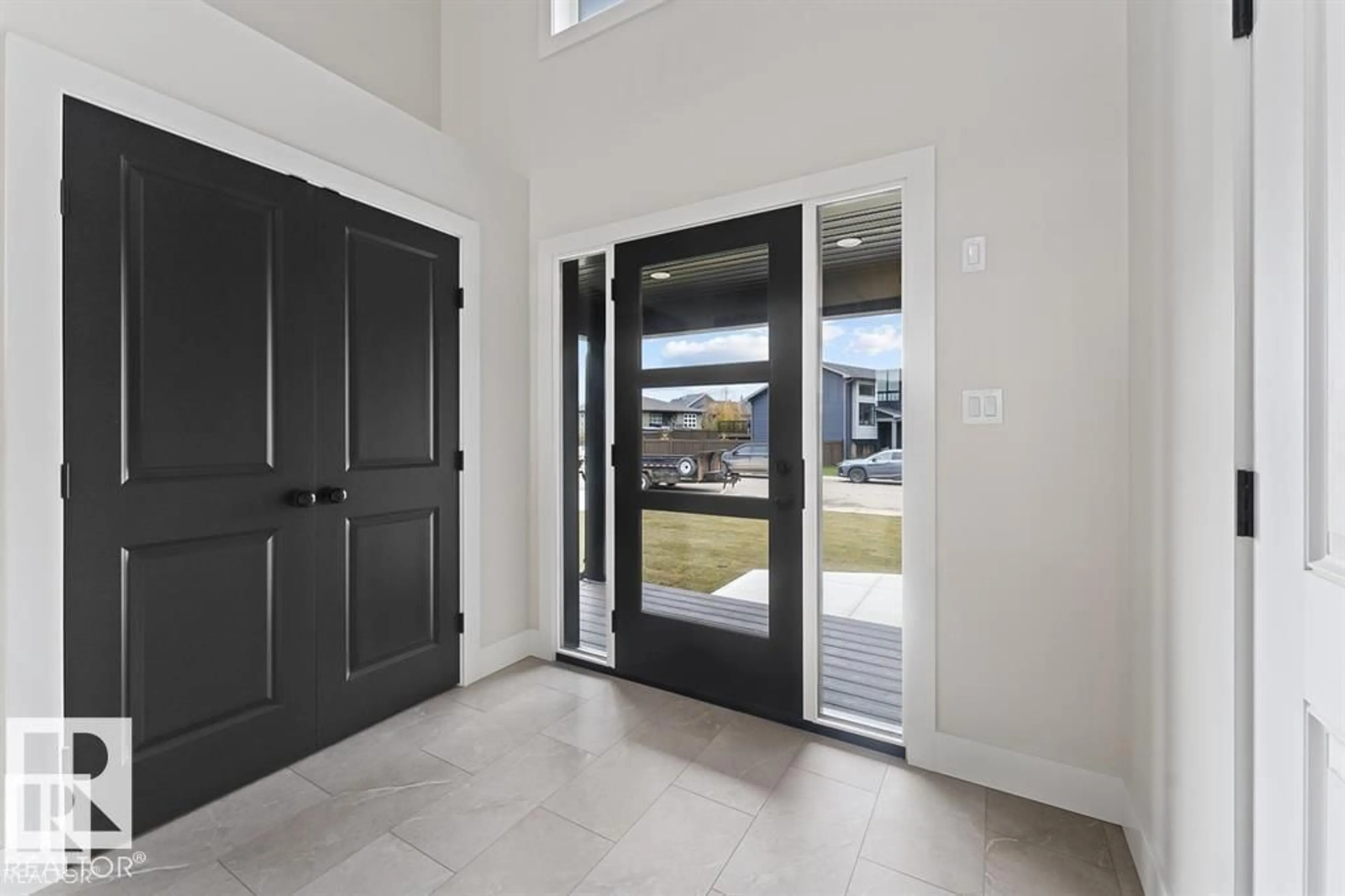 Indoor entryway for 1436 WILDRYE CR, Cold Lake Alberta T9M0K6